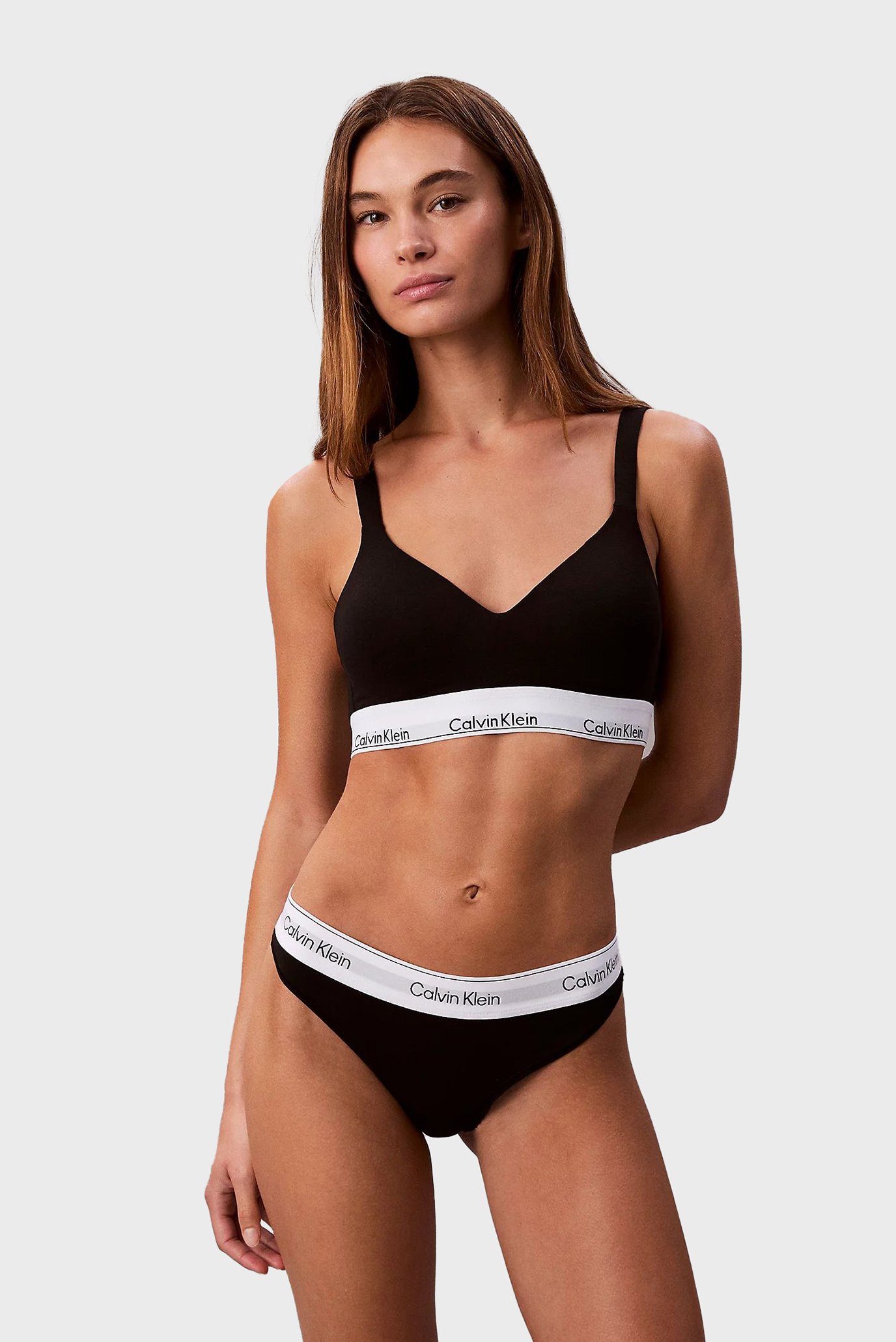 Женские черные трусики THONG Черный 3X Calvin Klein LV00QF8518 Женские черные трусики THONG Черный 3X Calvin Klein LV00QF8518