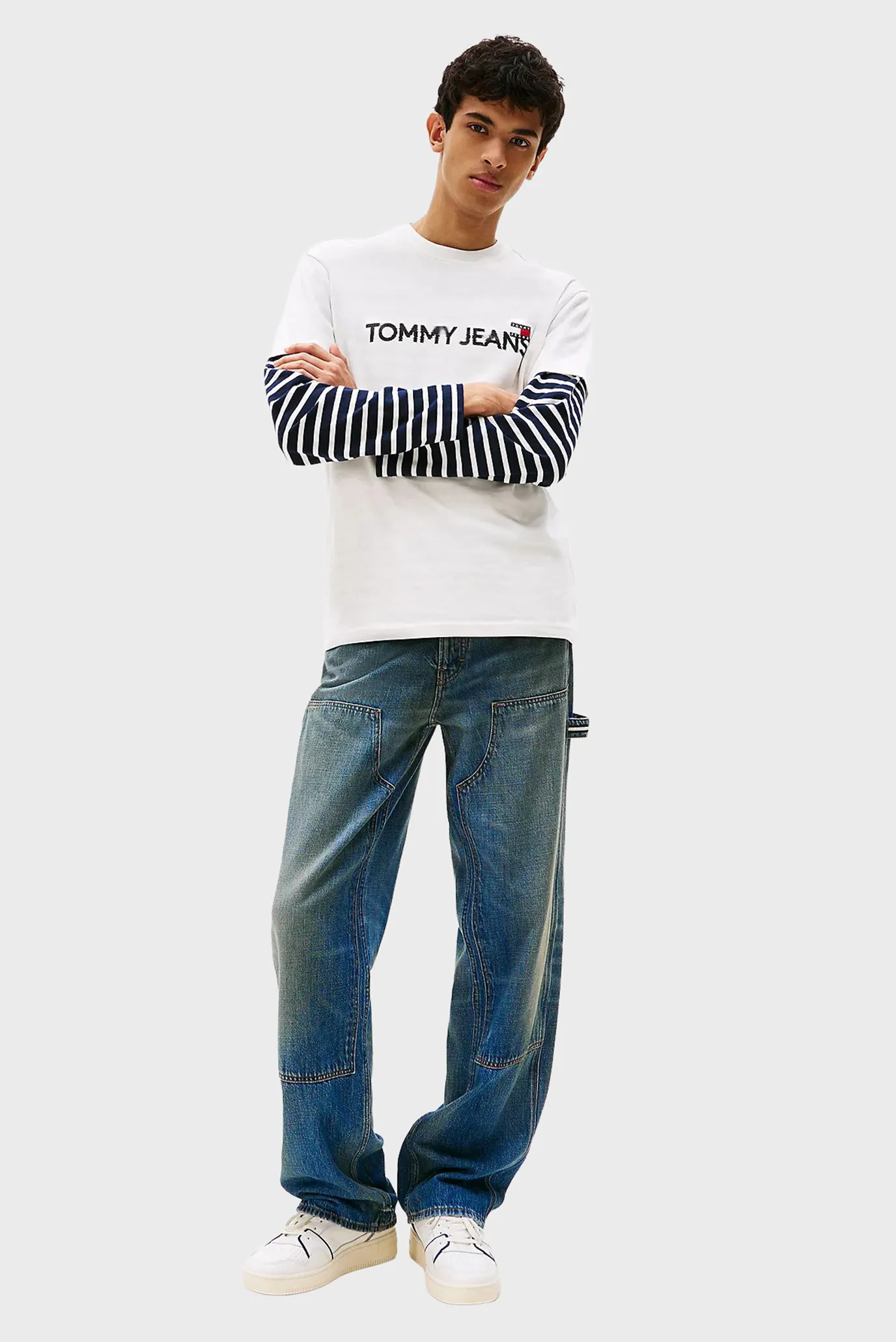 Чоловіча біла футболка REG BADGE PLAY 2