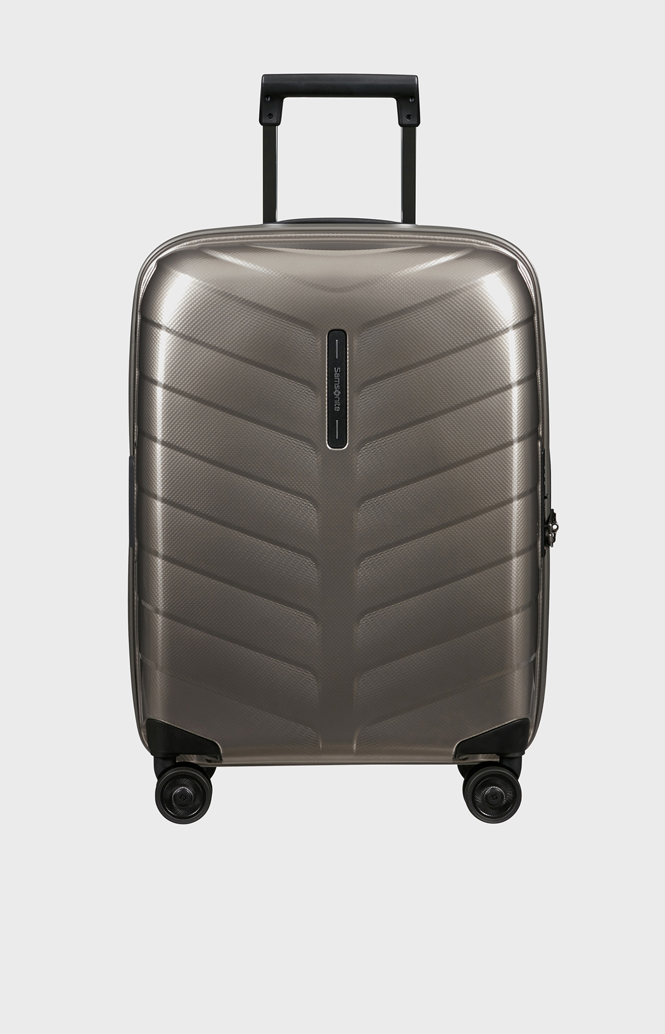 Коричневый чемодан 55 см ATTRIX 1