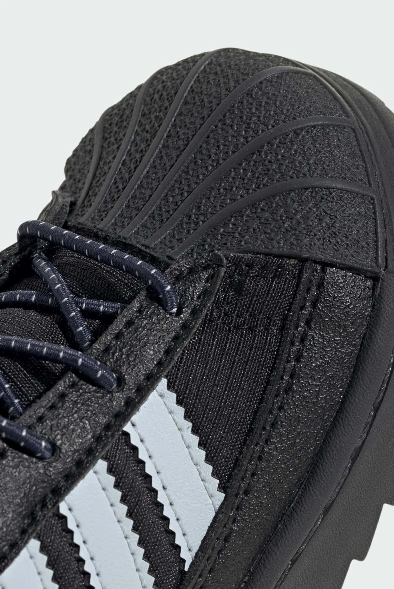 Дитячі чорні хайтопи Superstar Winter Trek Kids 9