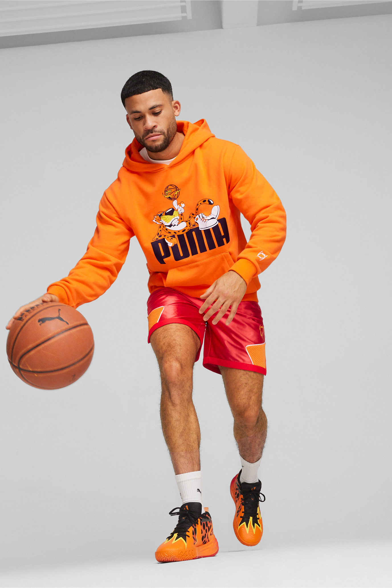 Мужское оранжевое худи PUMA HOOPS x CHEETOS Hoodie 1