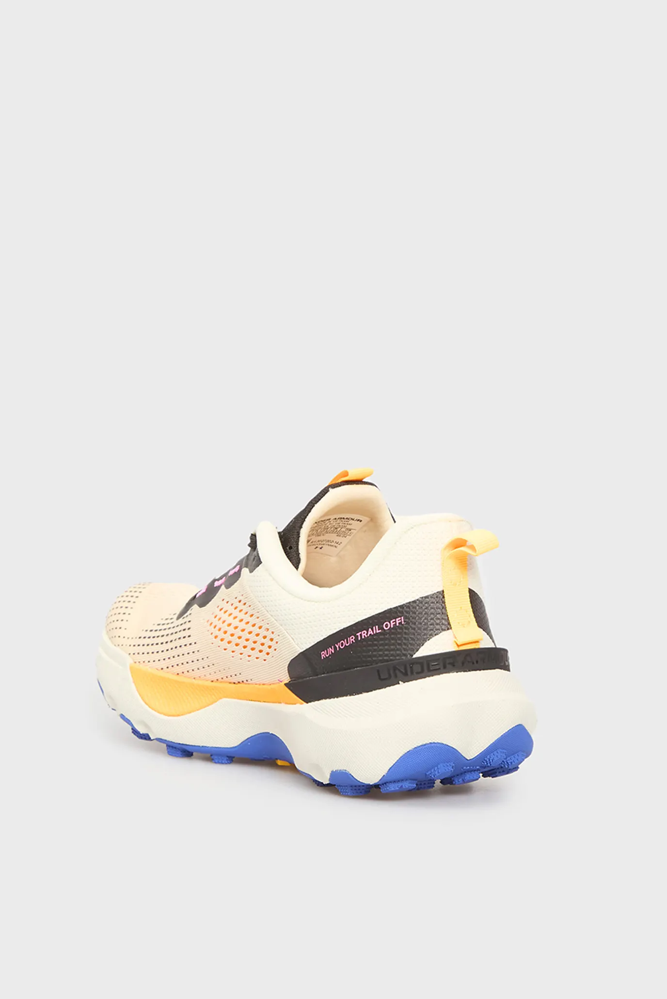 Бежеві кросівки UA U Infinite Pro Trail 5