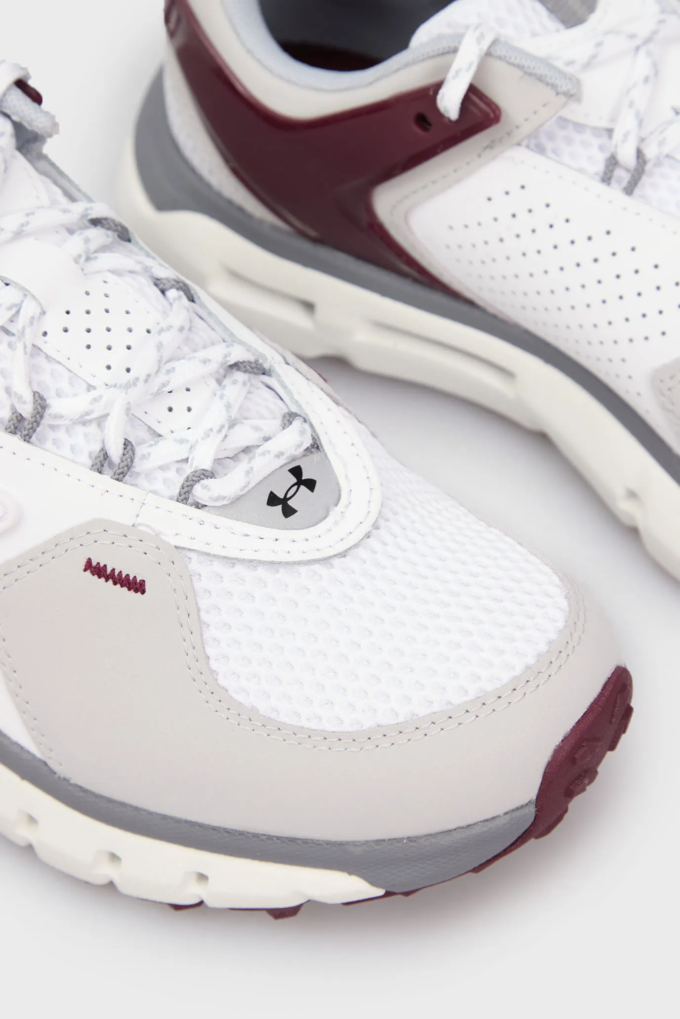 Чоловічі кросівки UA Summit Trek 2