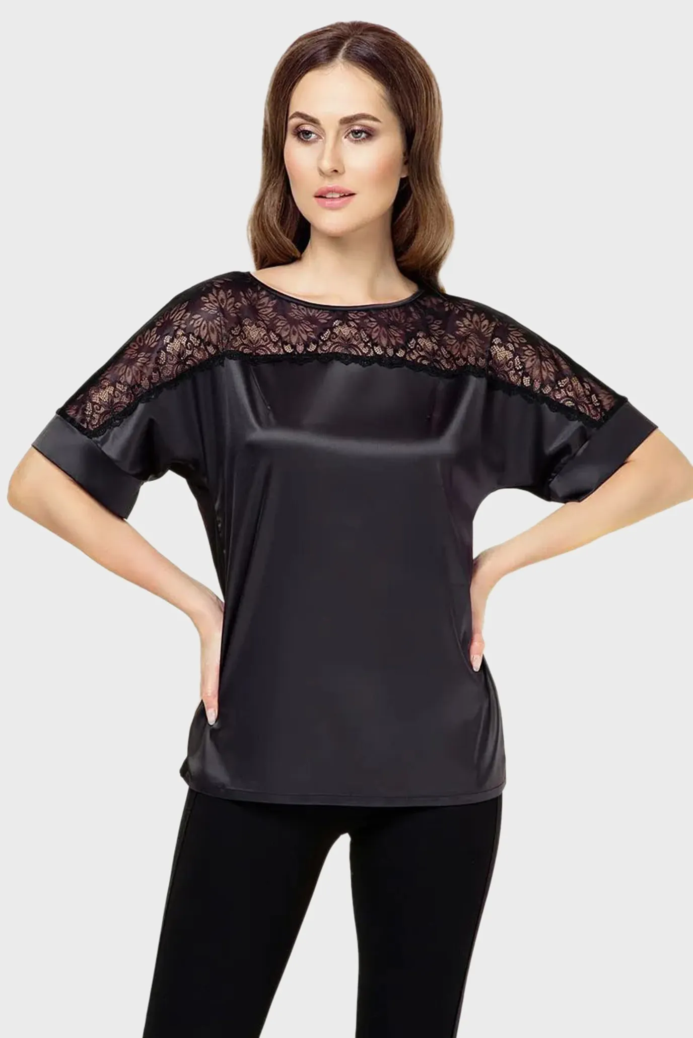 Жіноча чорна піжама (джемпер, брюки) 1