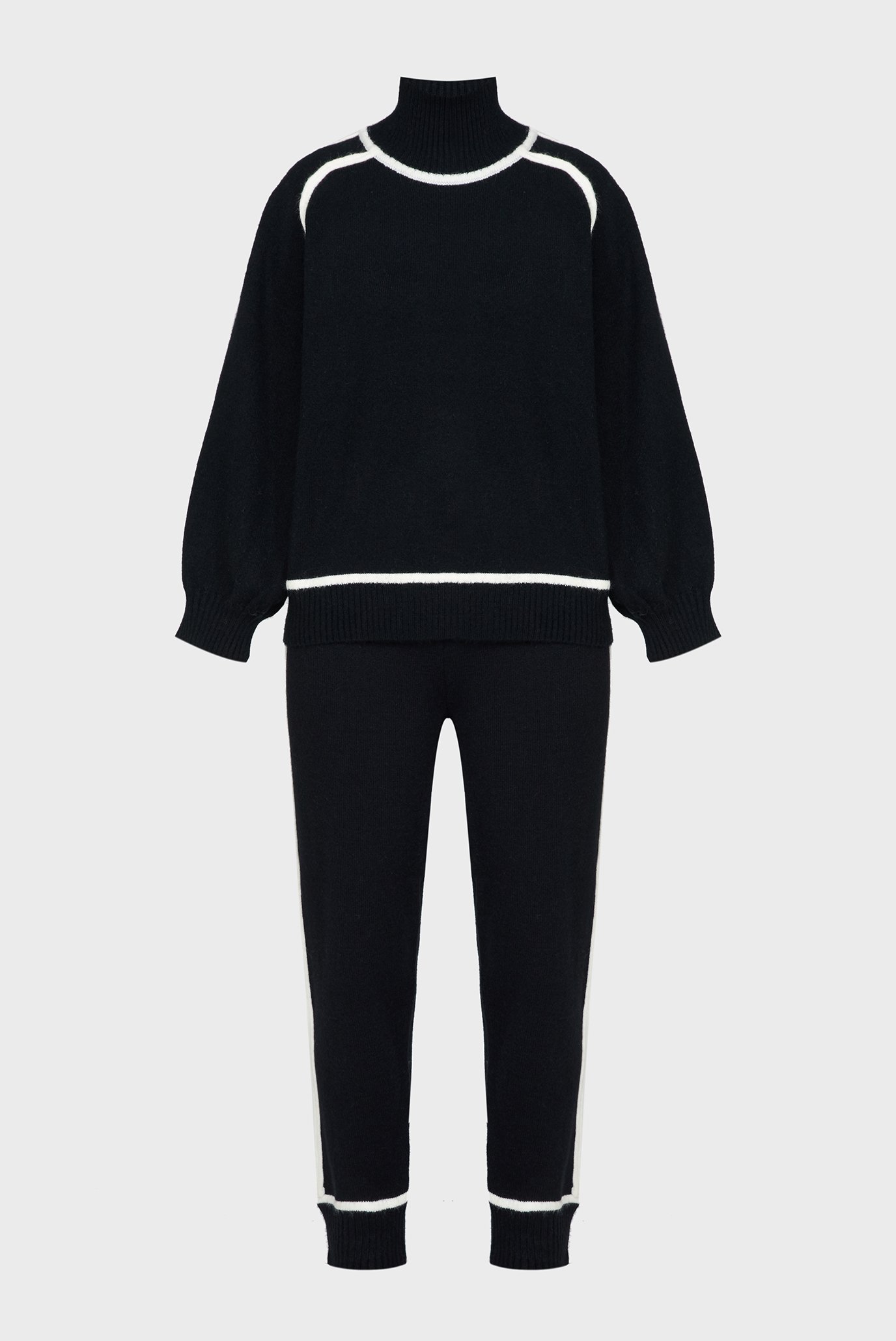 Женский черный комплект одежды (свитер, брюки) 1