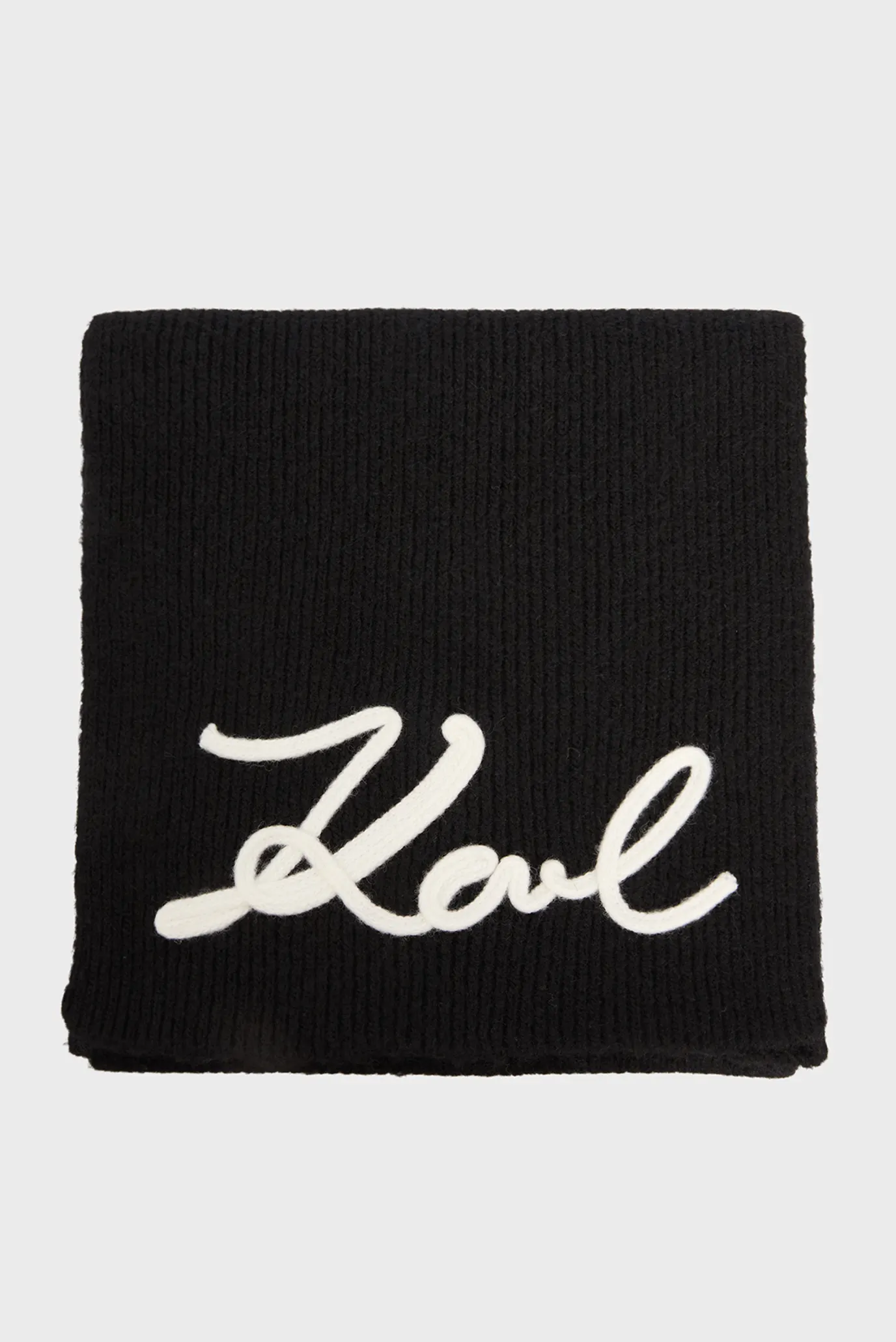 Женский черный шарф signature 2