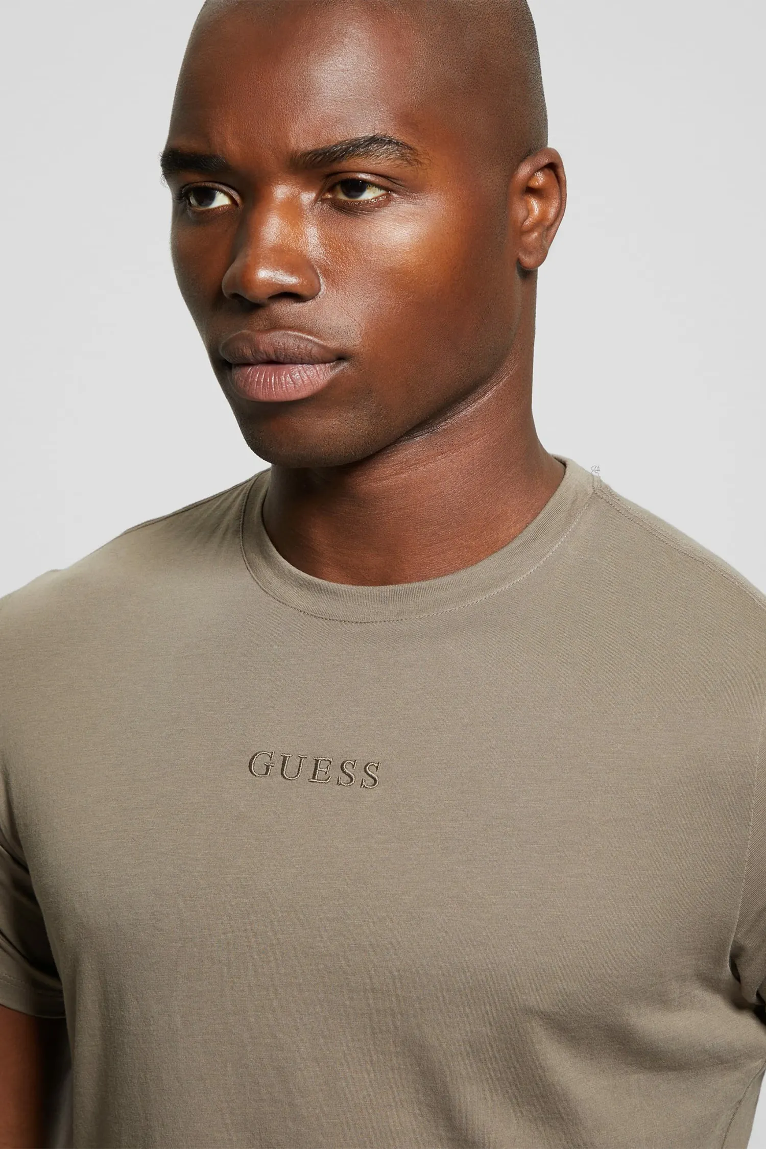 Чоловіча бежева футболка 4