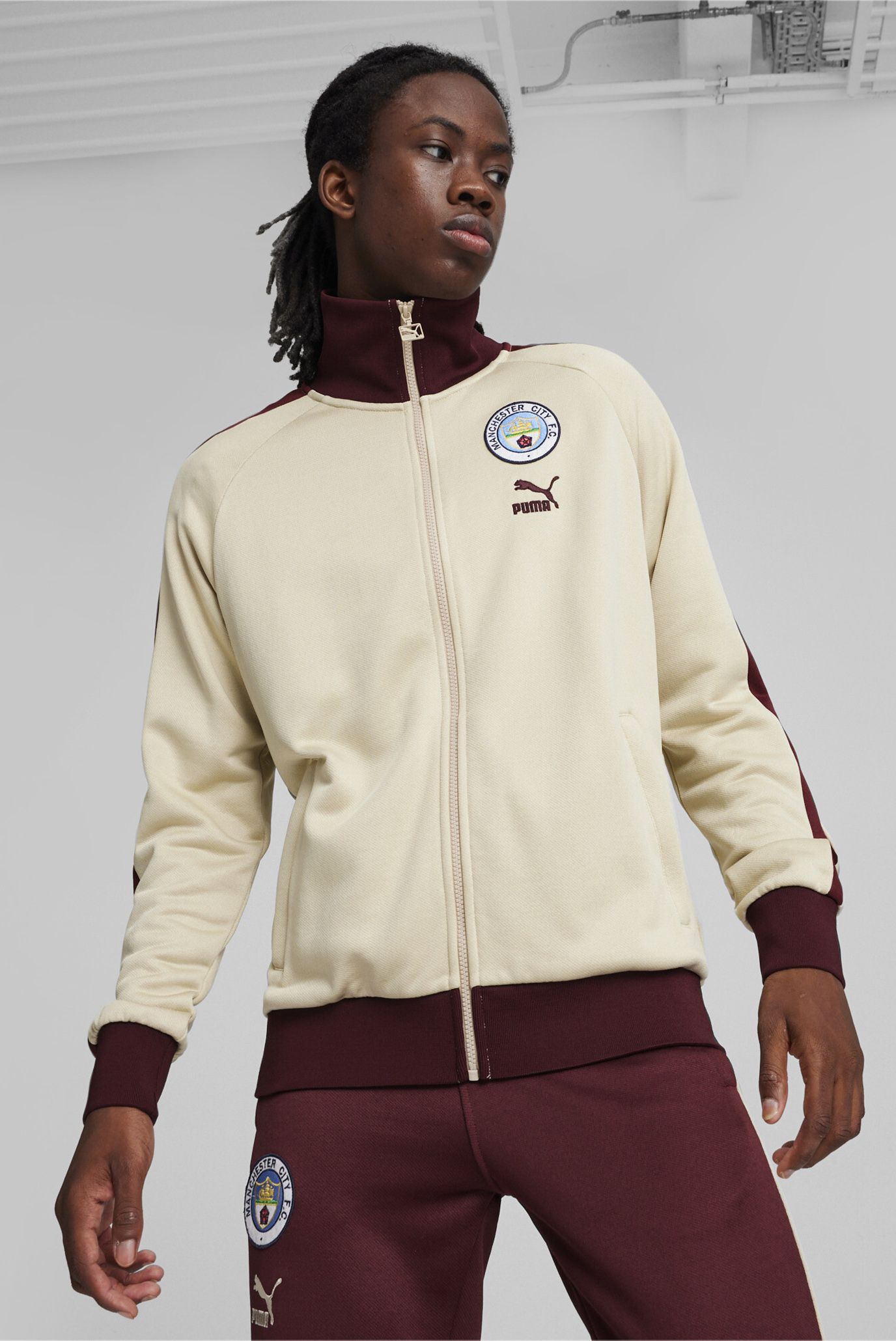 Чоловіча бежева спортивна кофта Manchester City F.C. ftblHeritage T7 Track Jacket Men 1