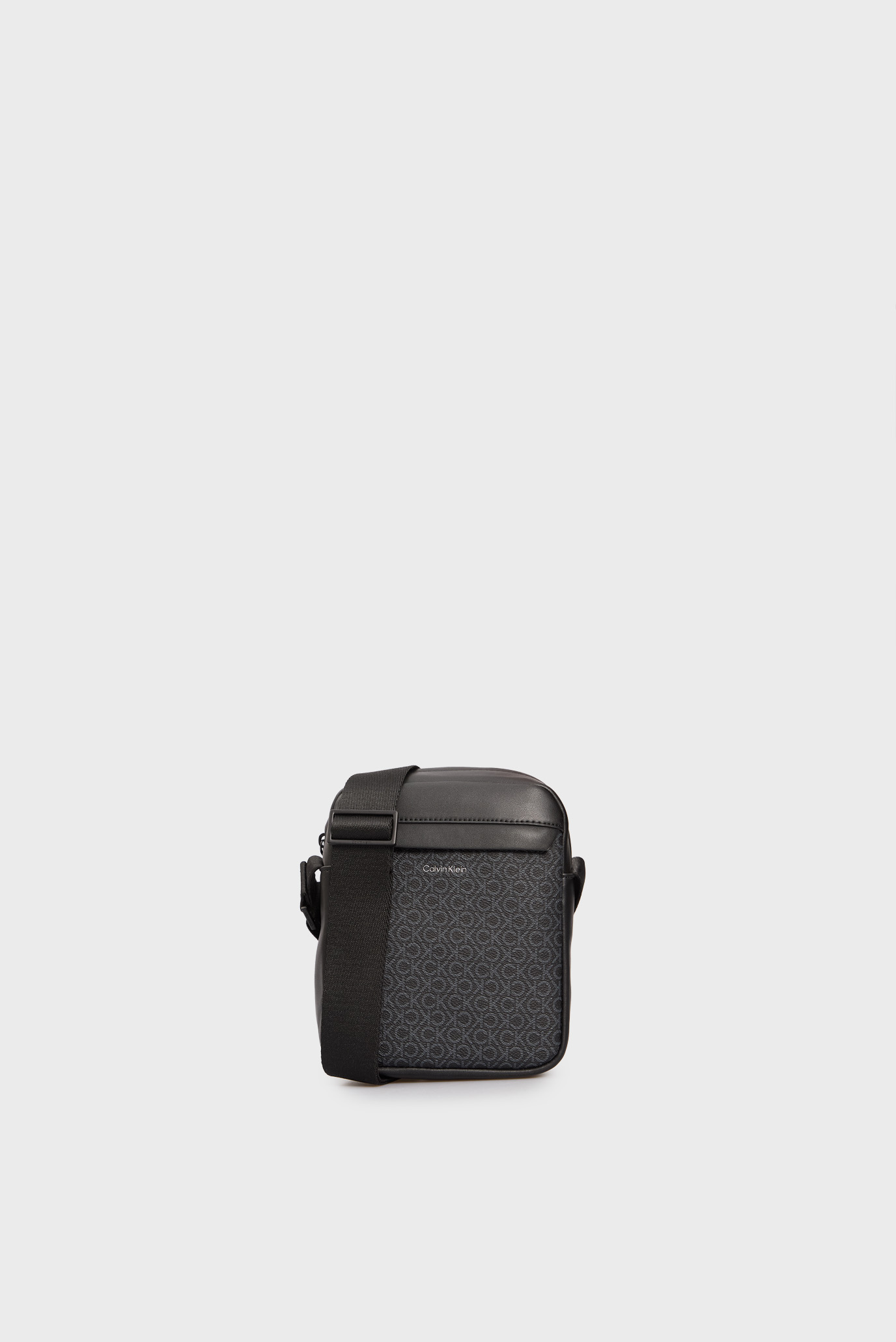 Мужская черная сумка CK MUST REPORTER S MONO Черный ONESIZE Calvin Klein K50K512909 Мужская черная сумка CK MUST REPORTER S MONO Черный ONESIZE Calvin Klein K50K512909