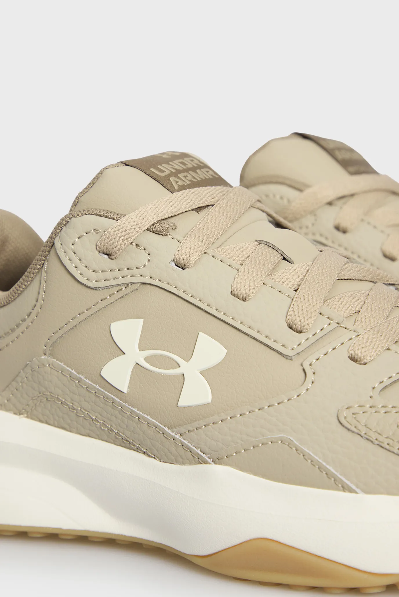 Чоловічі бежеві кросівки UA Edge LTHR 2