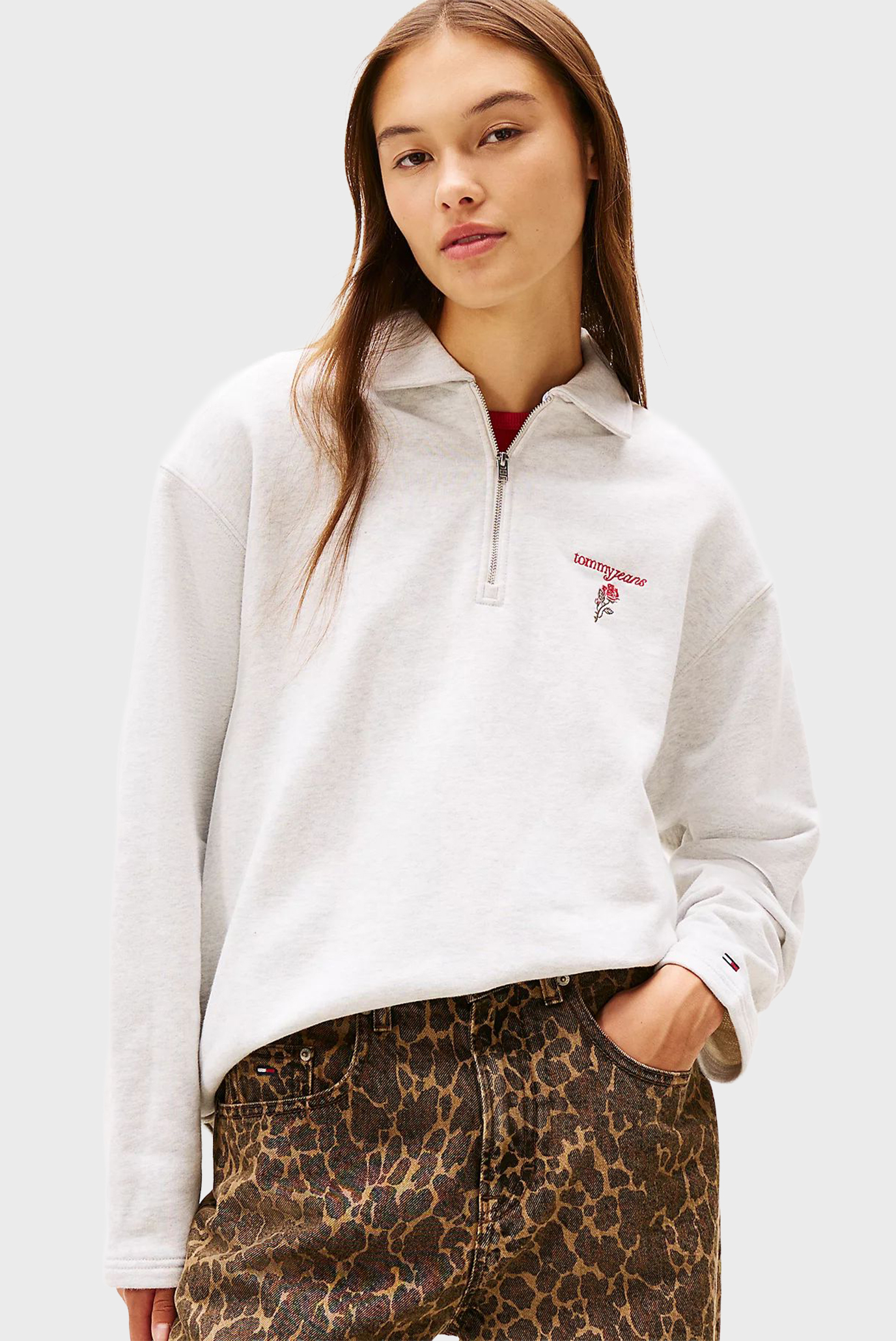 Женская светло-серая спортивная кофта ROSE Серый L Tommy Jeans DW0DW22182 Женская светло-серая спортивная кофта ROSE Серый L Tommy Jeans DW0DW22182