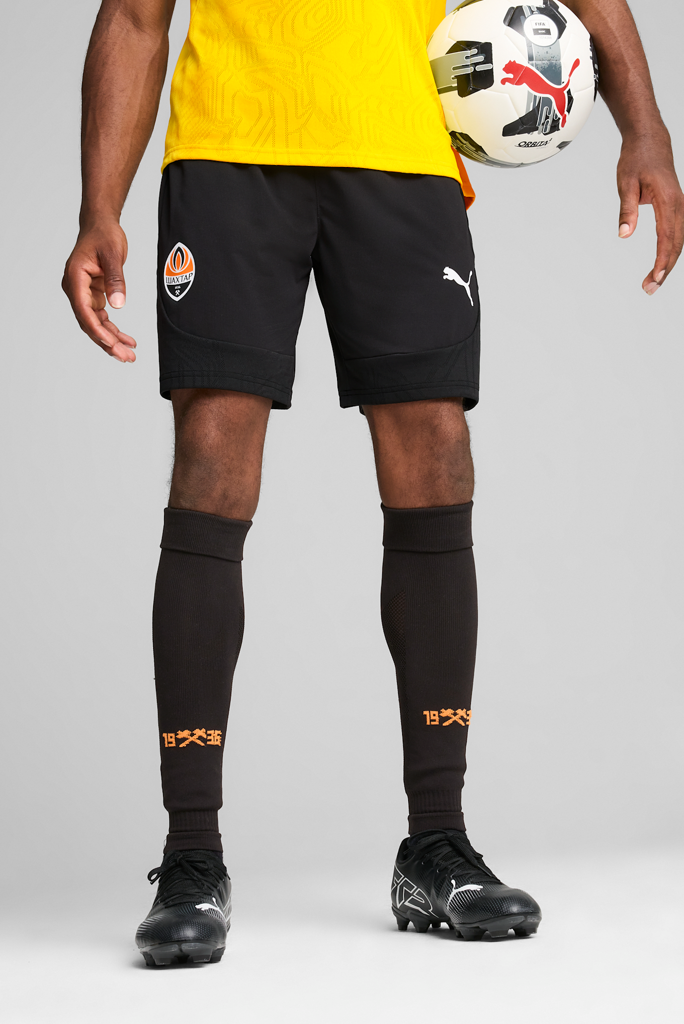 Чоловічі чорні шорти FC Shakhtar Donetsk Training Shorts Men 1