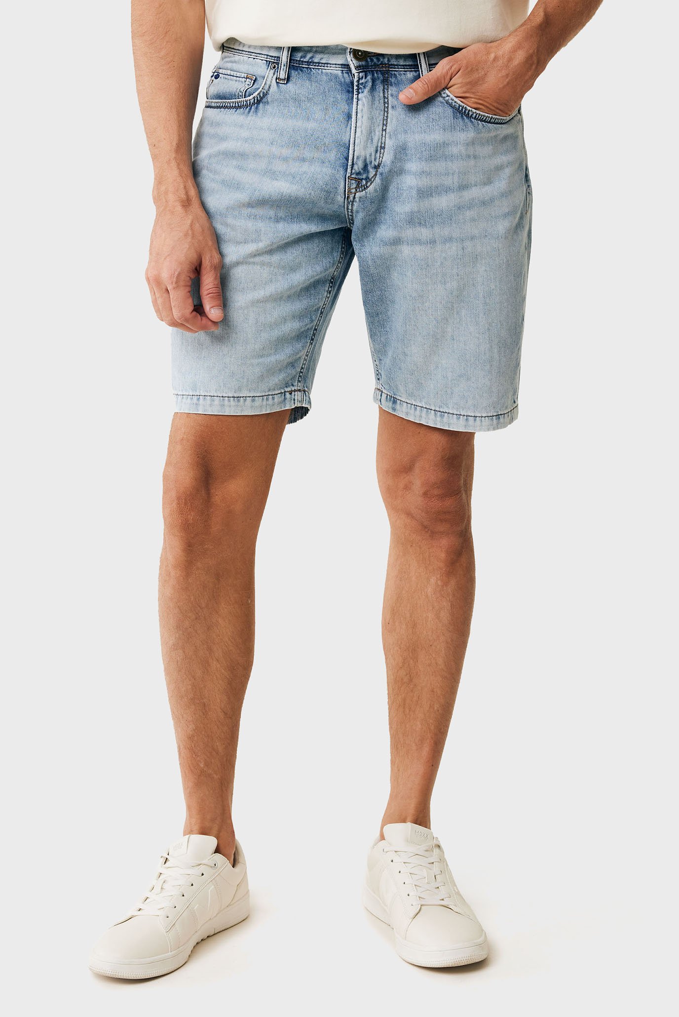 Мужские голубые джинсовые шорты STAN Shorts mid waist / regular leg Голубой XXL Mexx MF006200951M Мужские голубые джинсовые шорты STAN Shorts mid waist / regular leg Голубой XXL Mexx MF006200951M