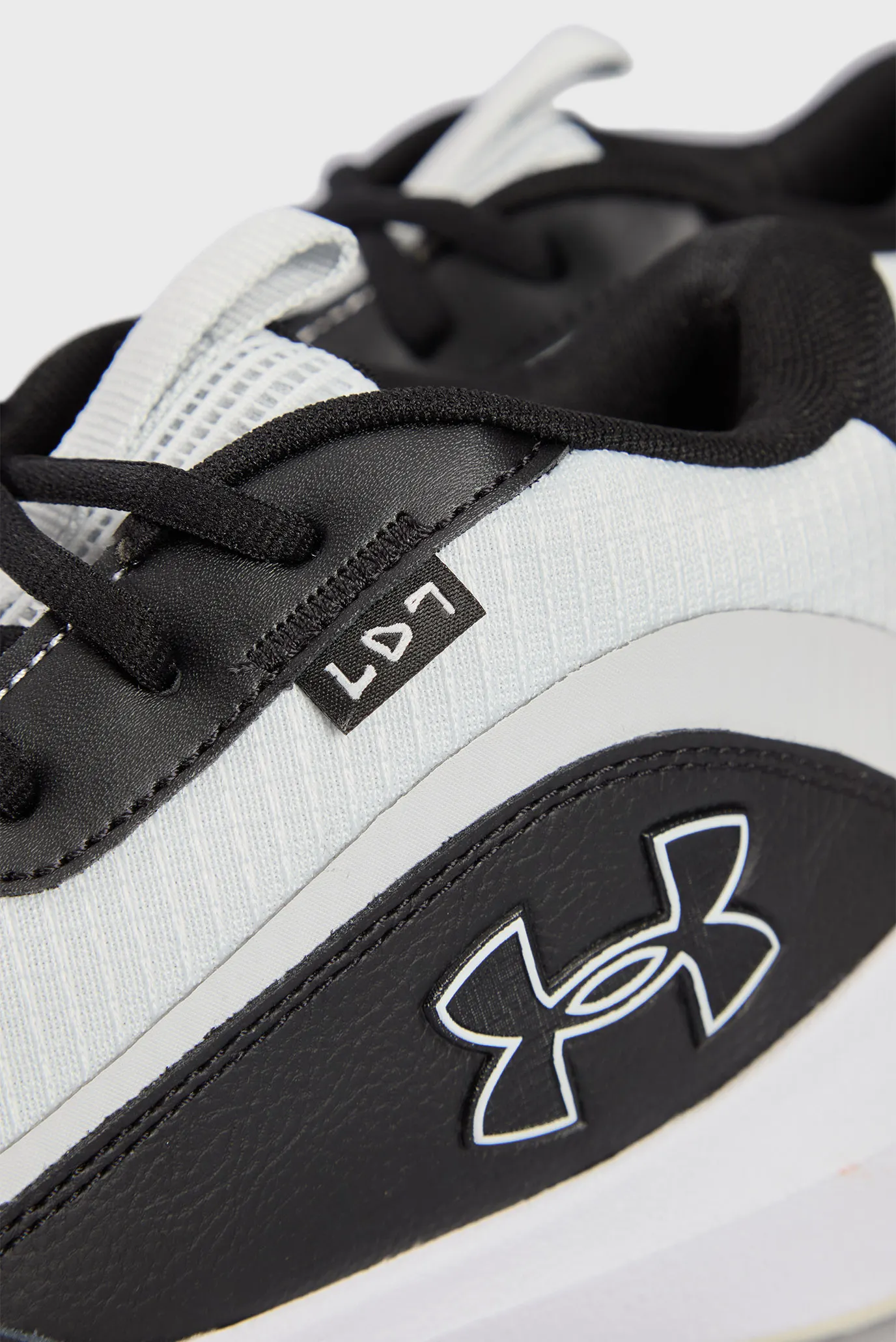 Черные кроссовки UA Lockdown 7 2