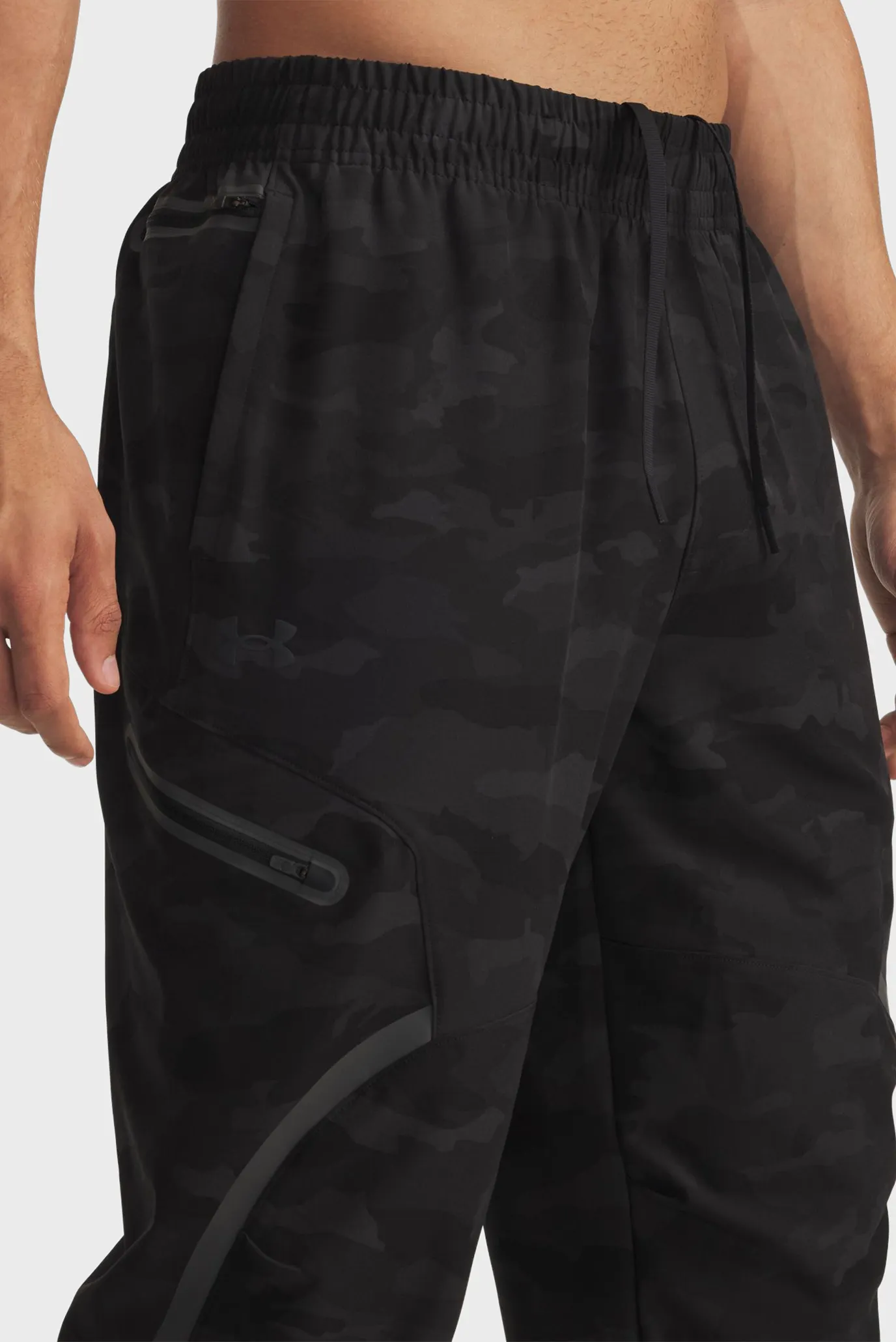 Мужские черные спортивные брюки UA Unstoppable Cargo Pant 4