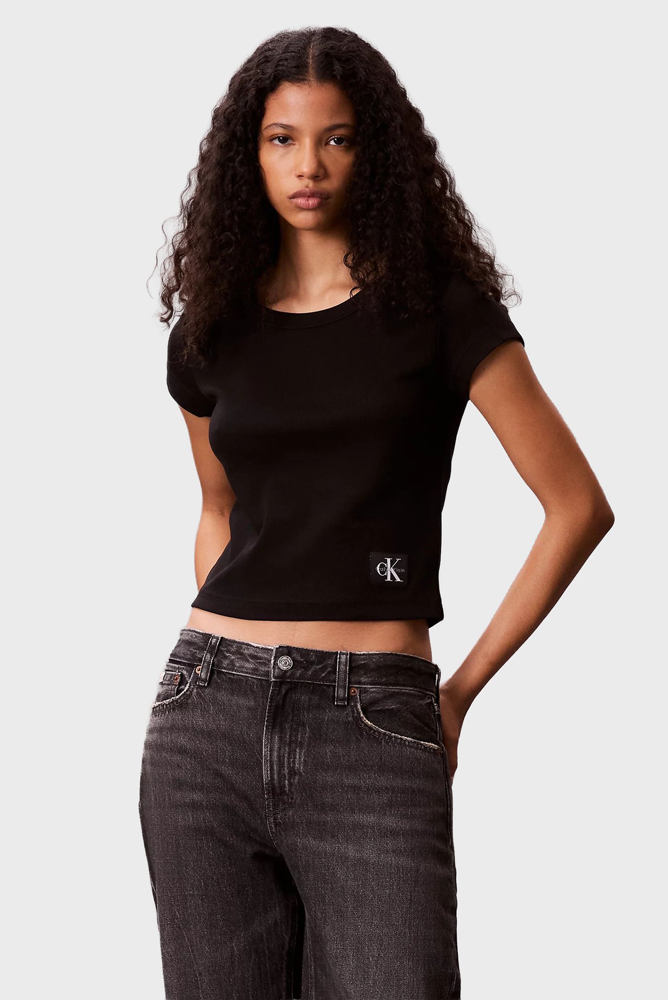 Женская черная футболка A- WOVEN LABEL Черный M Calvin Klein Jeans LV047C200G Женская черная футболка A- WOVEN LABEL Черный M Calvin Klein Jeans LV047C200G