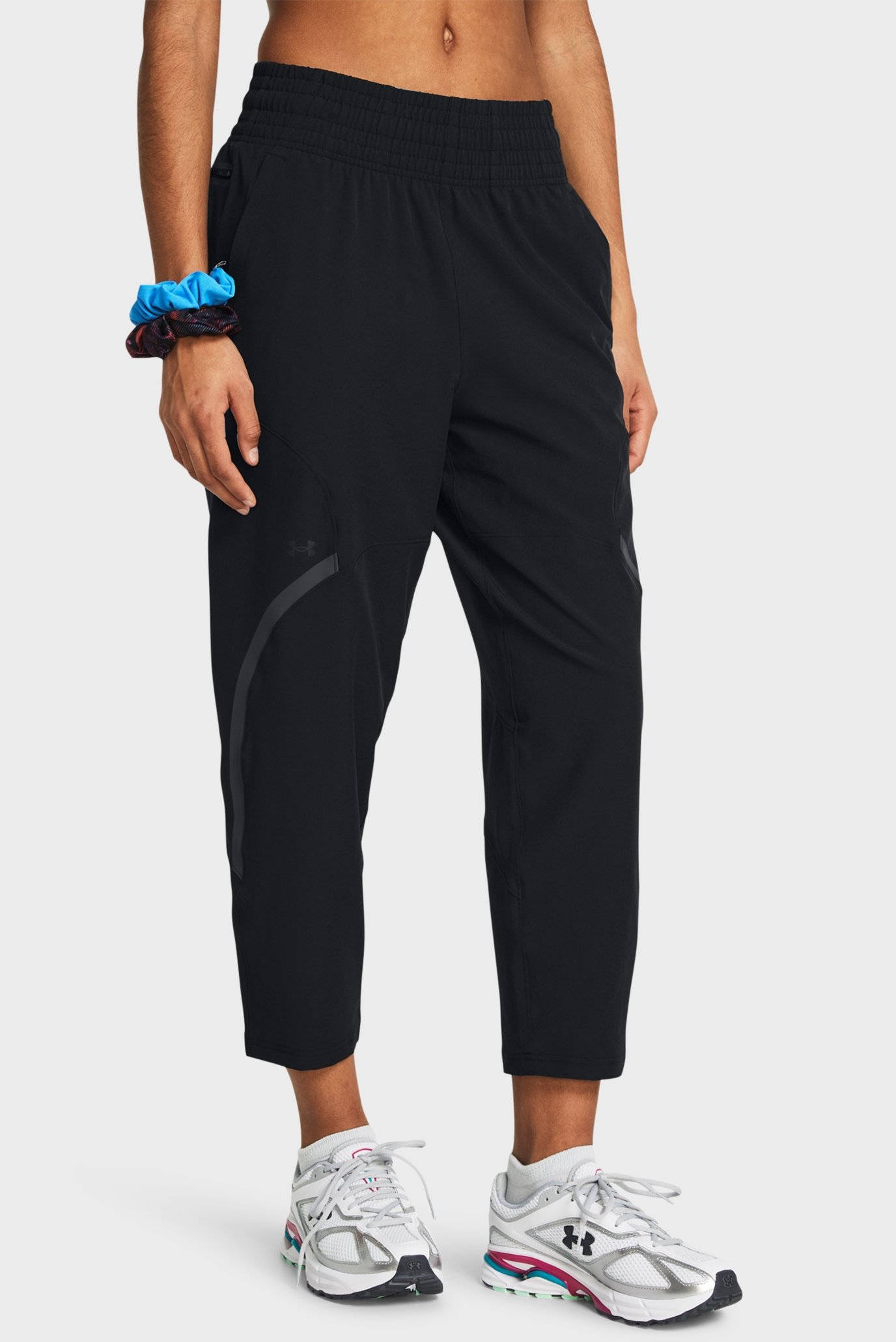 Жіночі чорні спортивні штани UA Unstoppable Ankle Pants 1