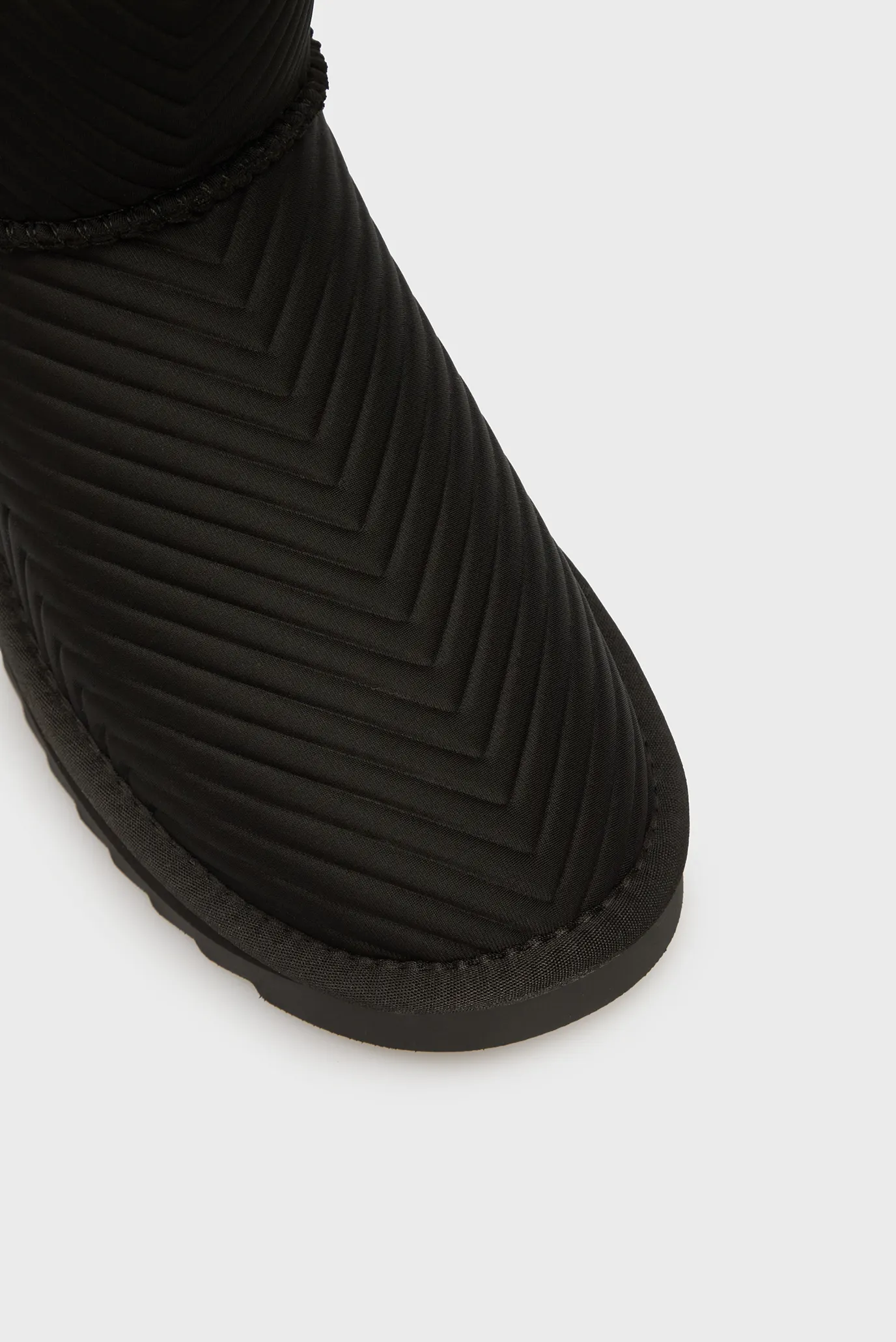 Женские черные замшевые угги Emu 4