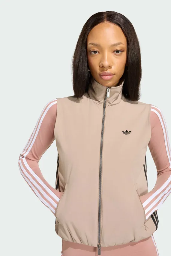 Женские жилеты adidas — Актуальные модели на MD-Fashion