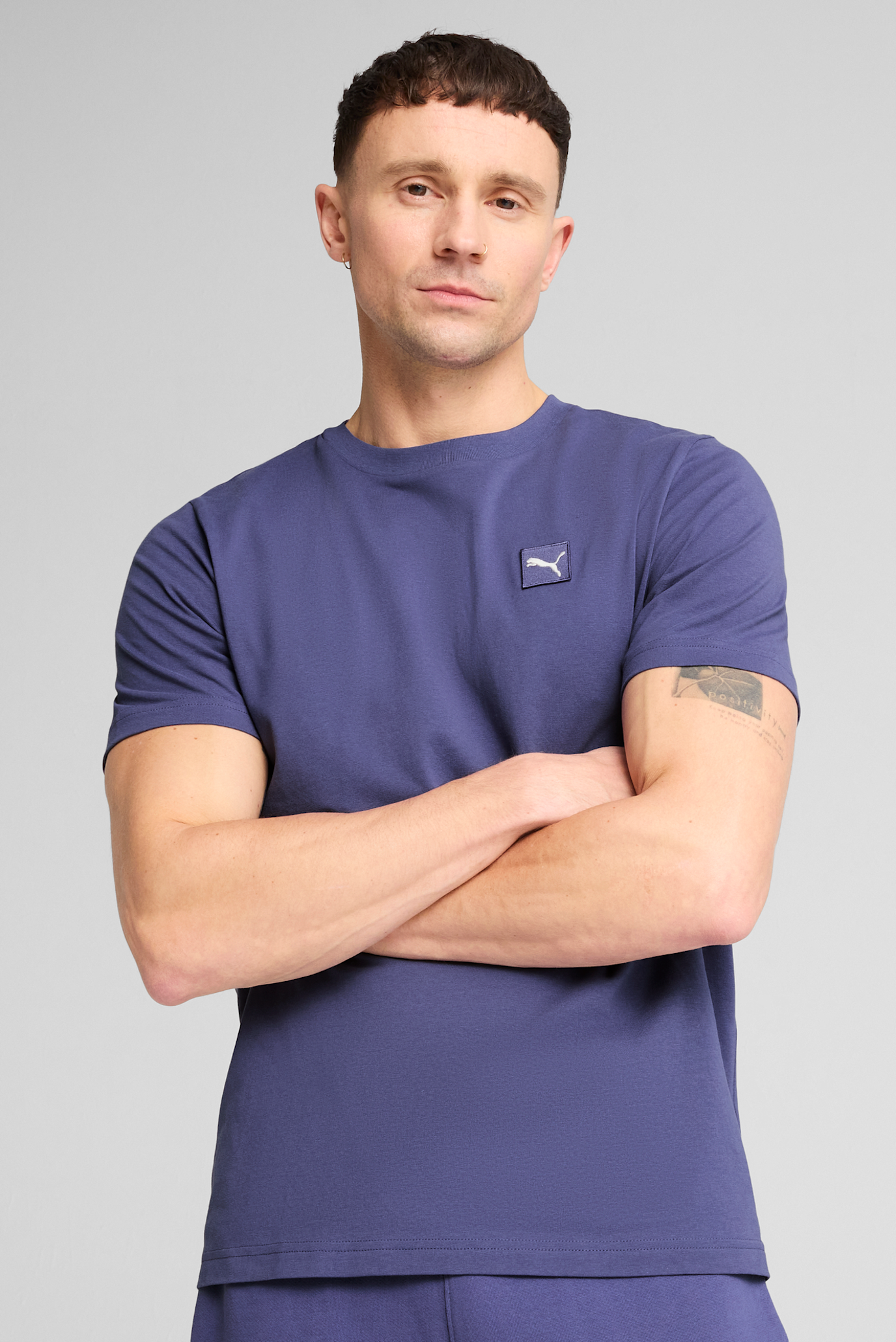 Мужская синяя футболка Essentials Elevated Tee Men 1