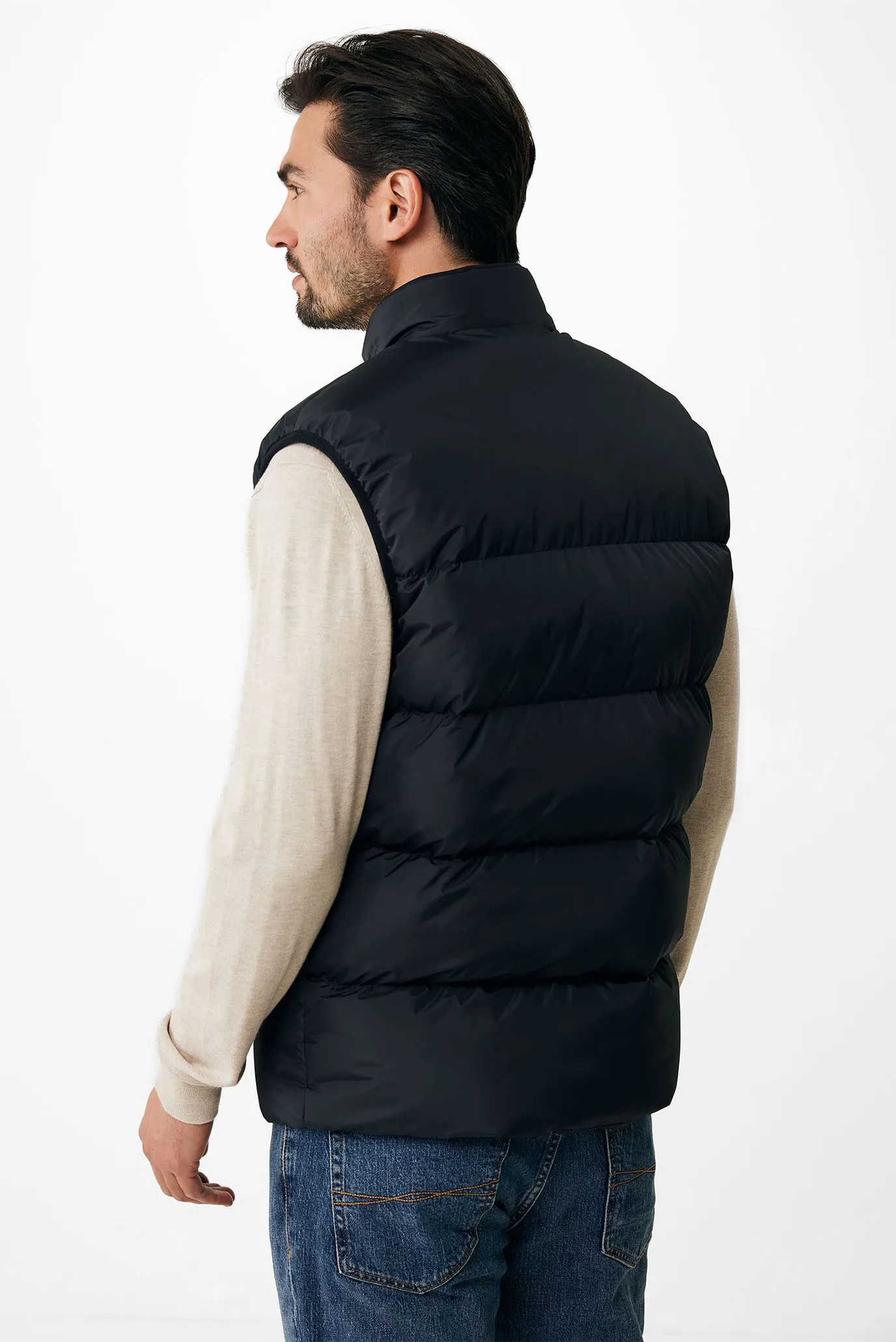 Чоловічий чорний жилет 3