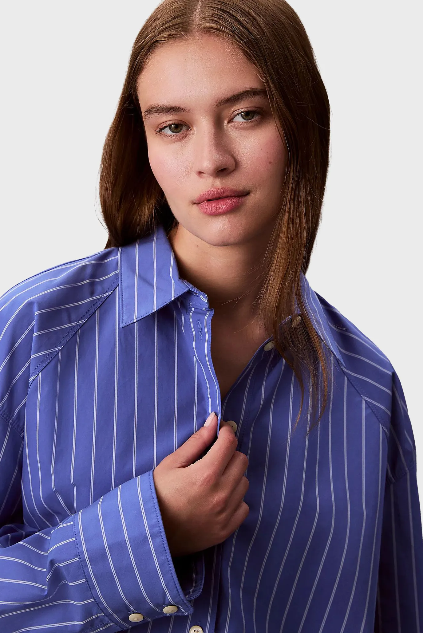 Женская синяя рубашка в полоску YD BOXY CROPPED 4