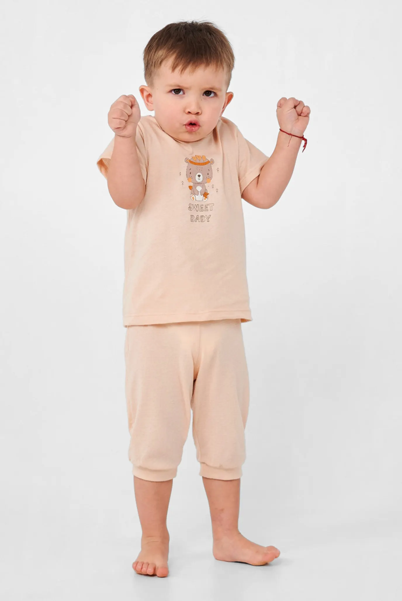 Детская бежевая пижама (футболка, брюки) 5