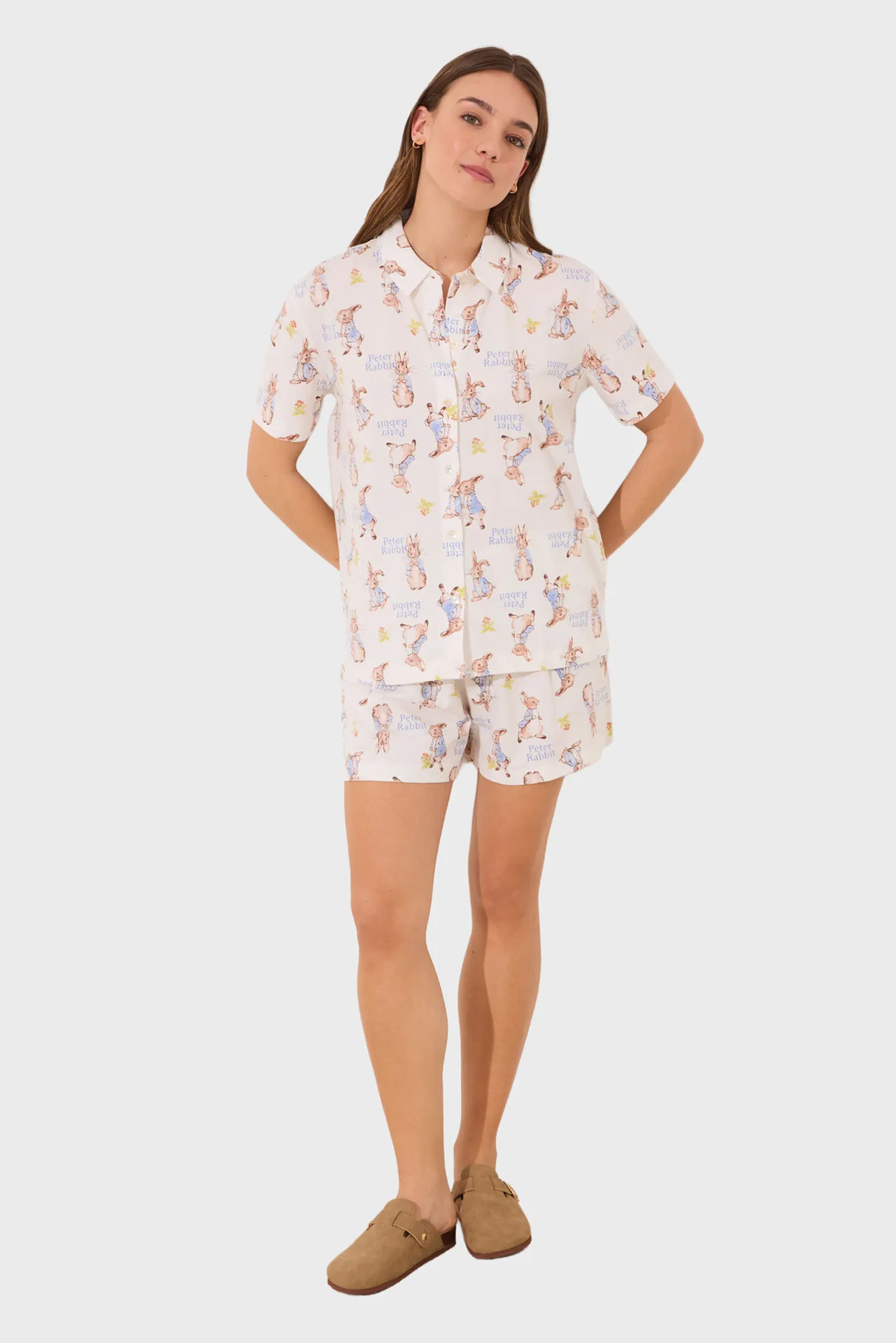 Жіноча біла піжама з візерунком (сорочка, шорти) Peter Rabbit 2