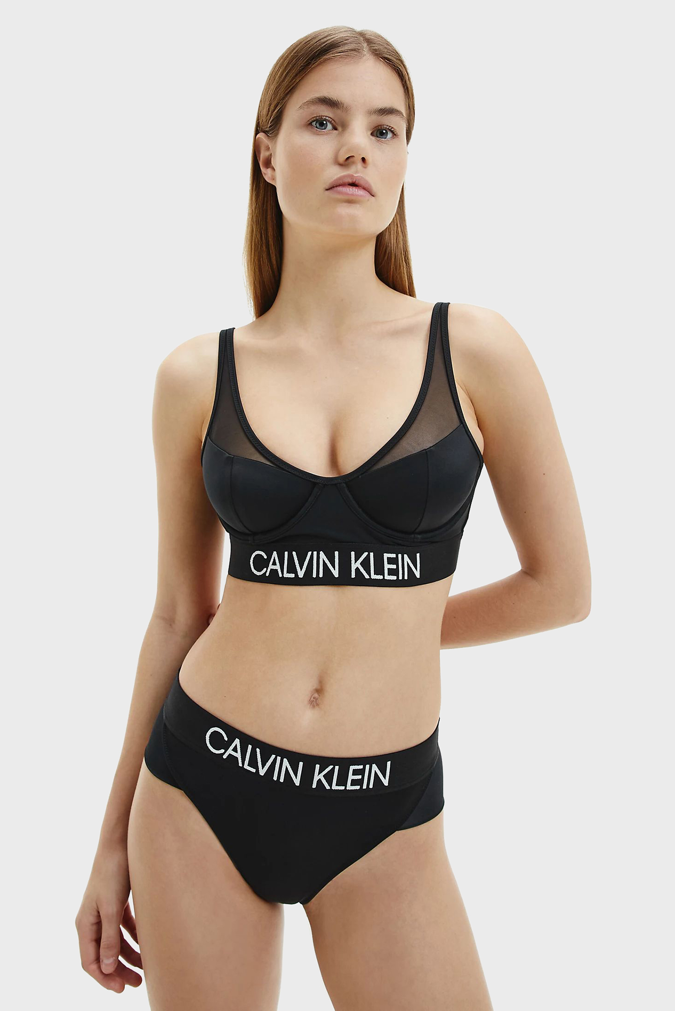 Женский черный лиф от купальника Черный 34 Calvin Klein KW0KW01304 Женский черный лиф от купальника Черный 34 Calvin Klein KW0KW01304