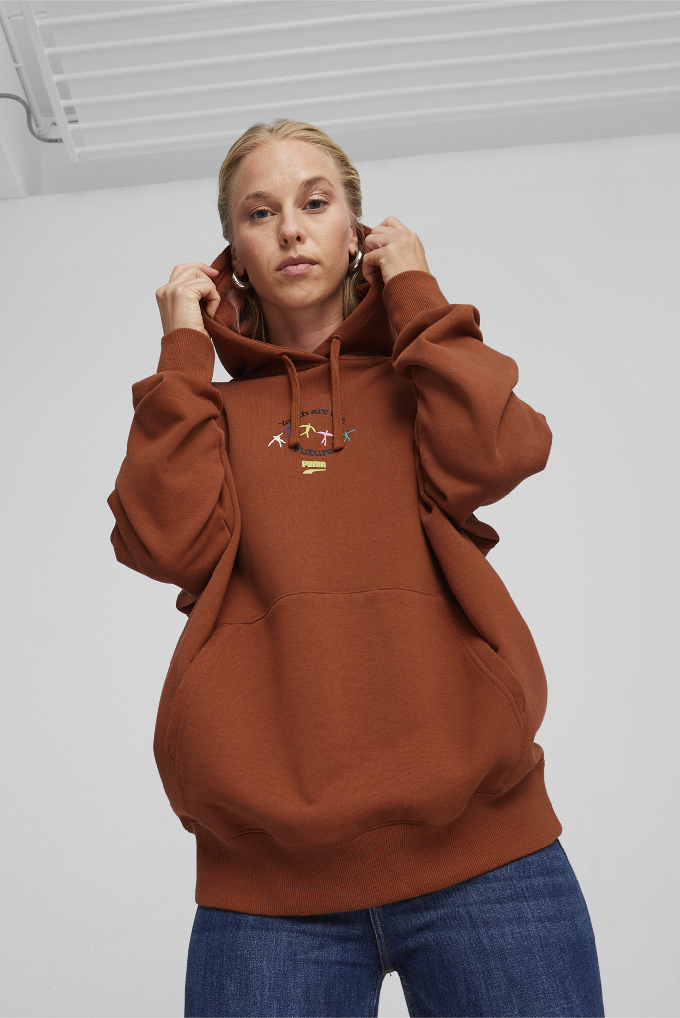 Женское коричневое худи DOWNTOWN Women's Graphic Hoodie 1