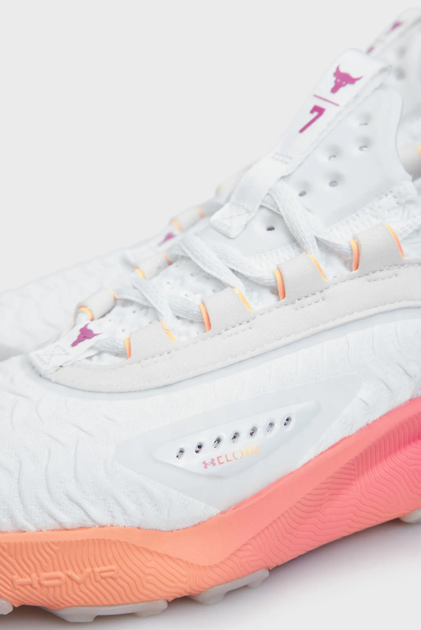 Жіночі білі кросівки UA W Project Rock 7 2