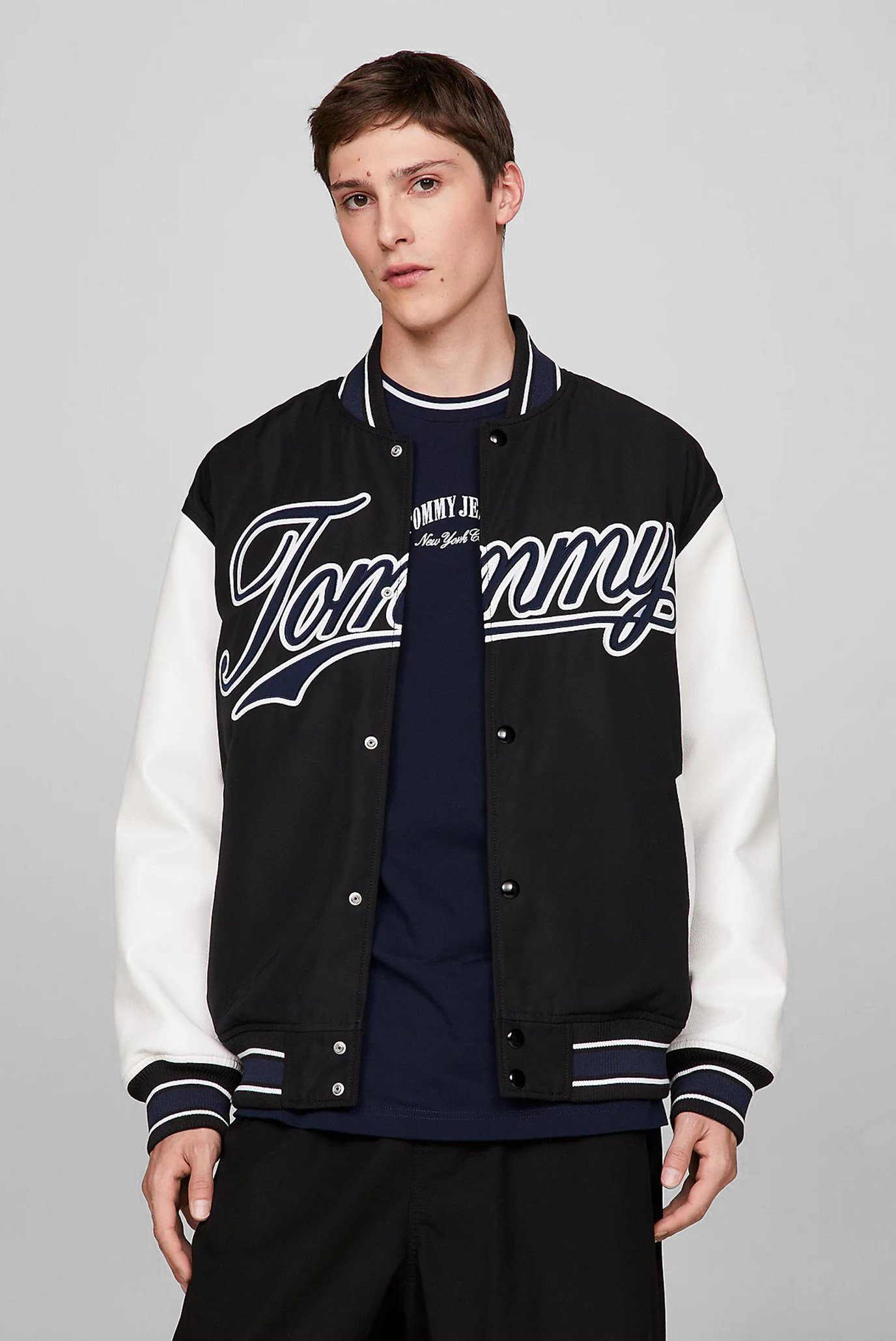 Мужской черный бомбер TJM LETTERMAN JACKET EXT 1