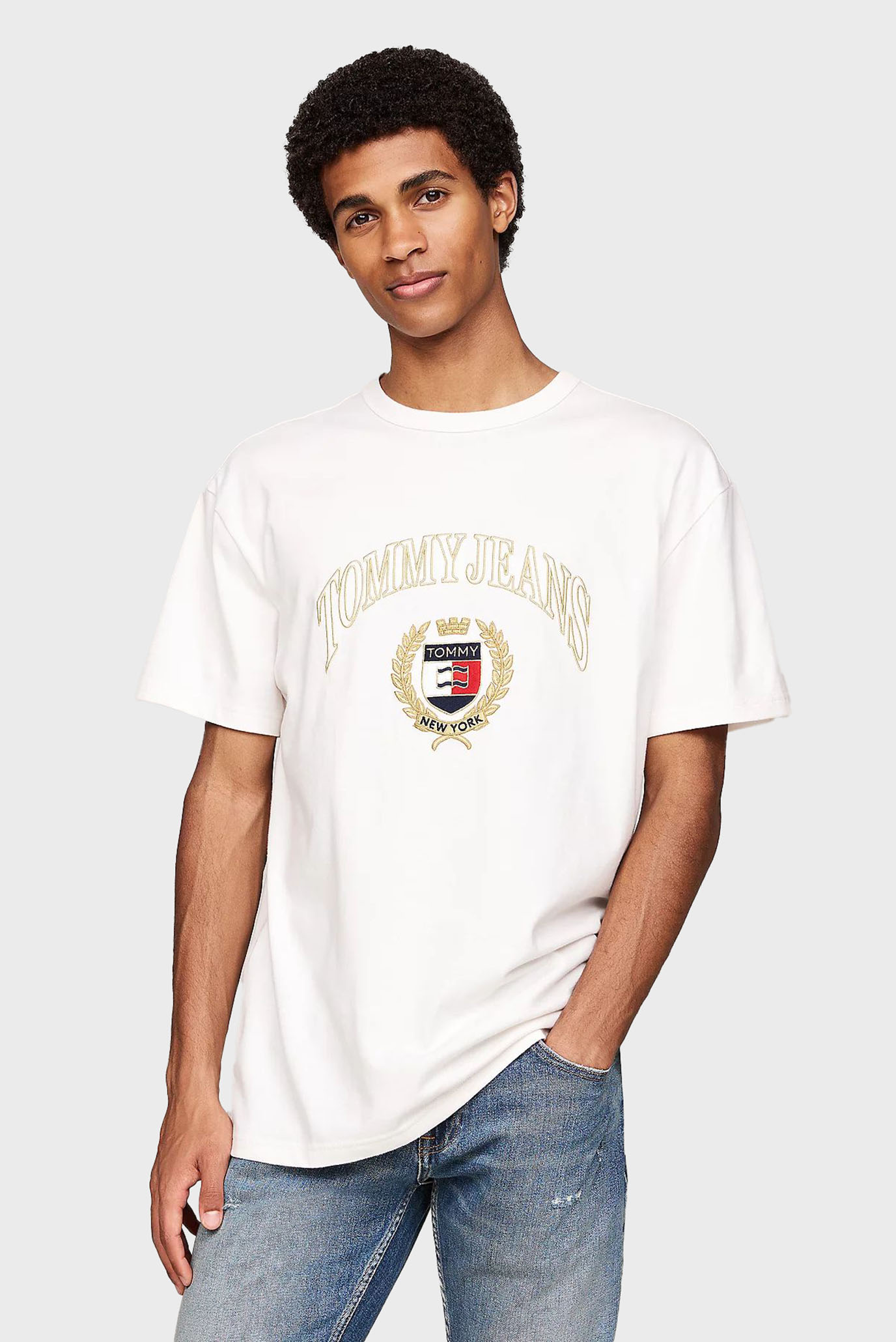 Мужская белая футболка TJM REG TJ GOLD CREST TEE 1