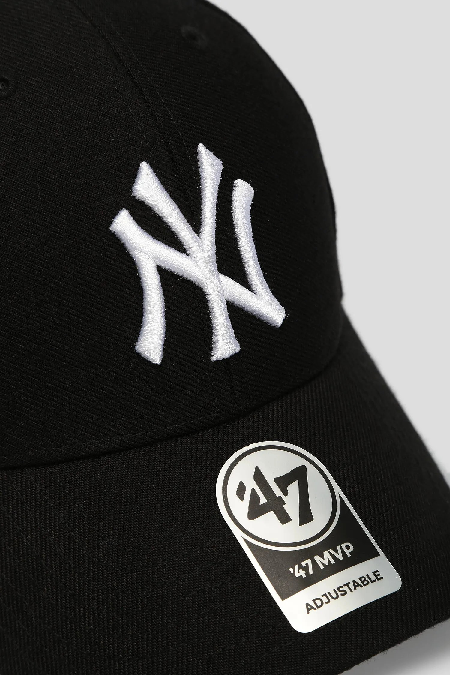 Чорна кепка 2