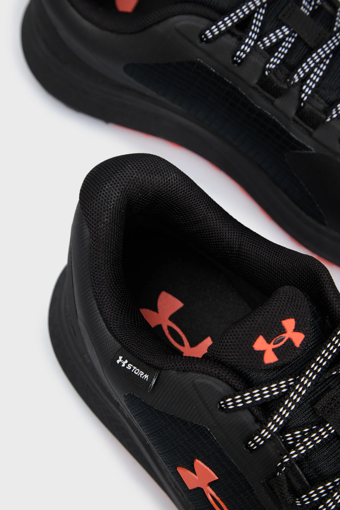 Чоловічі чорні кросівки UA Charged Bandit TR 3 SP 2