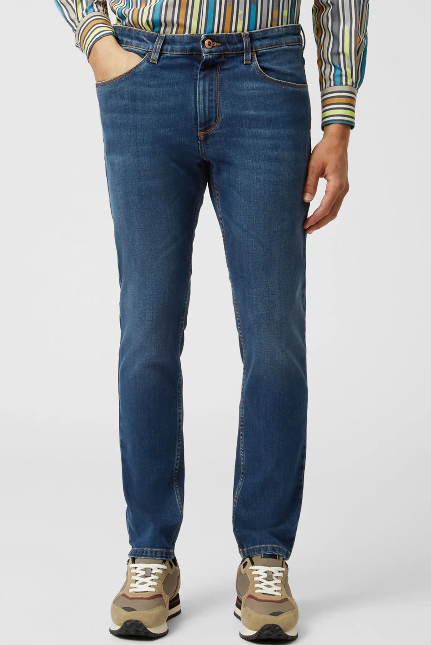 Мужские синие джинсы 1