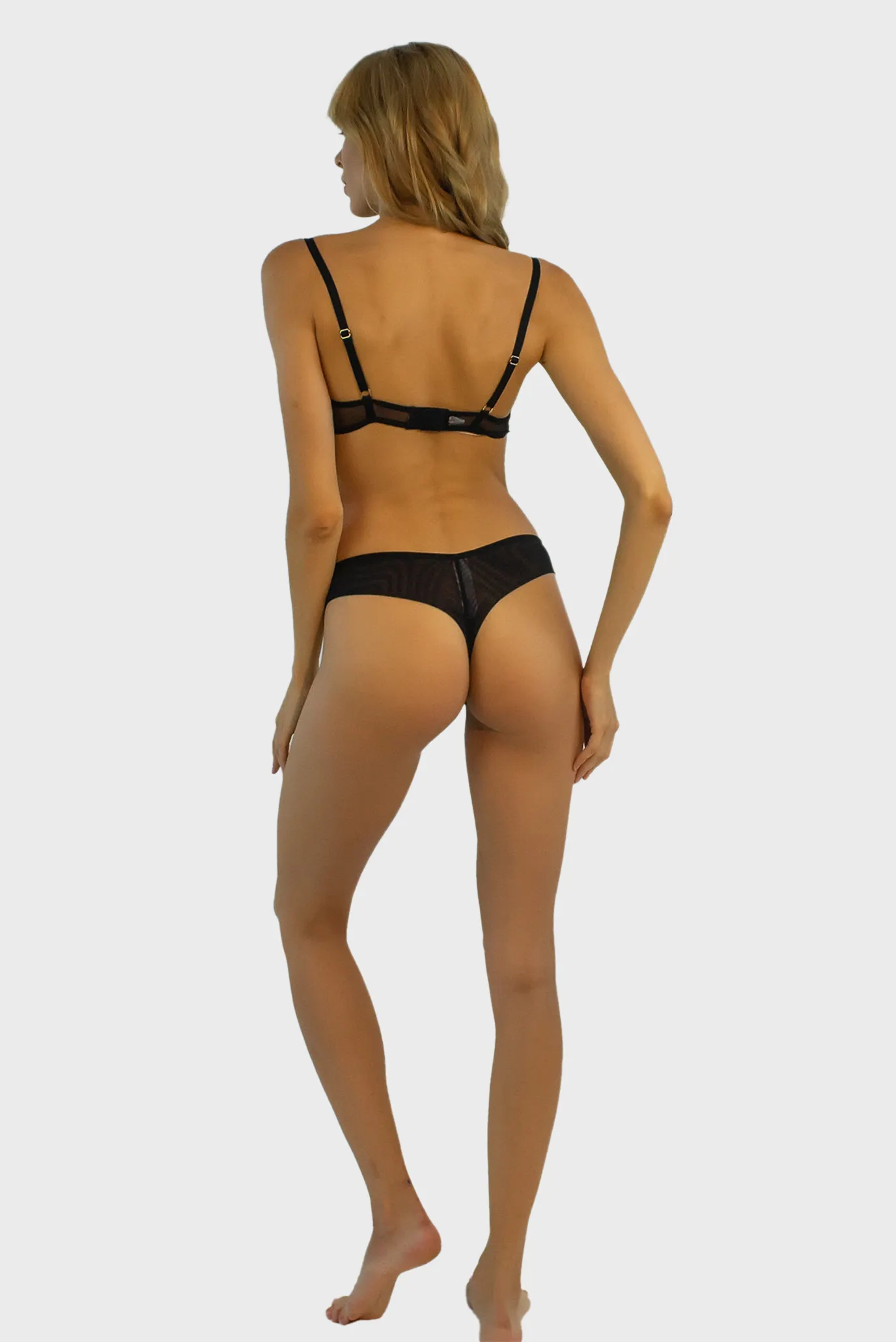 Жіночі чорні трусики 2