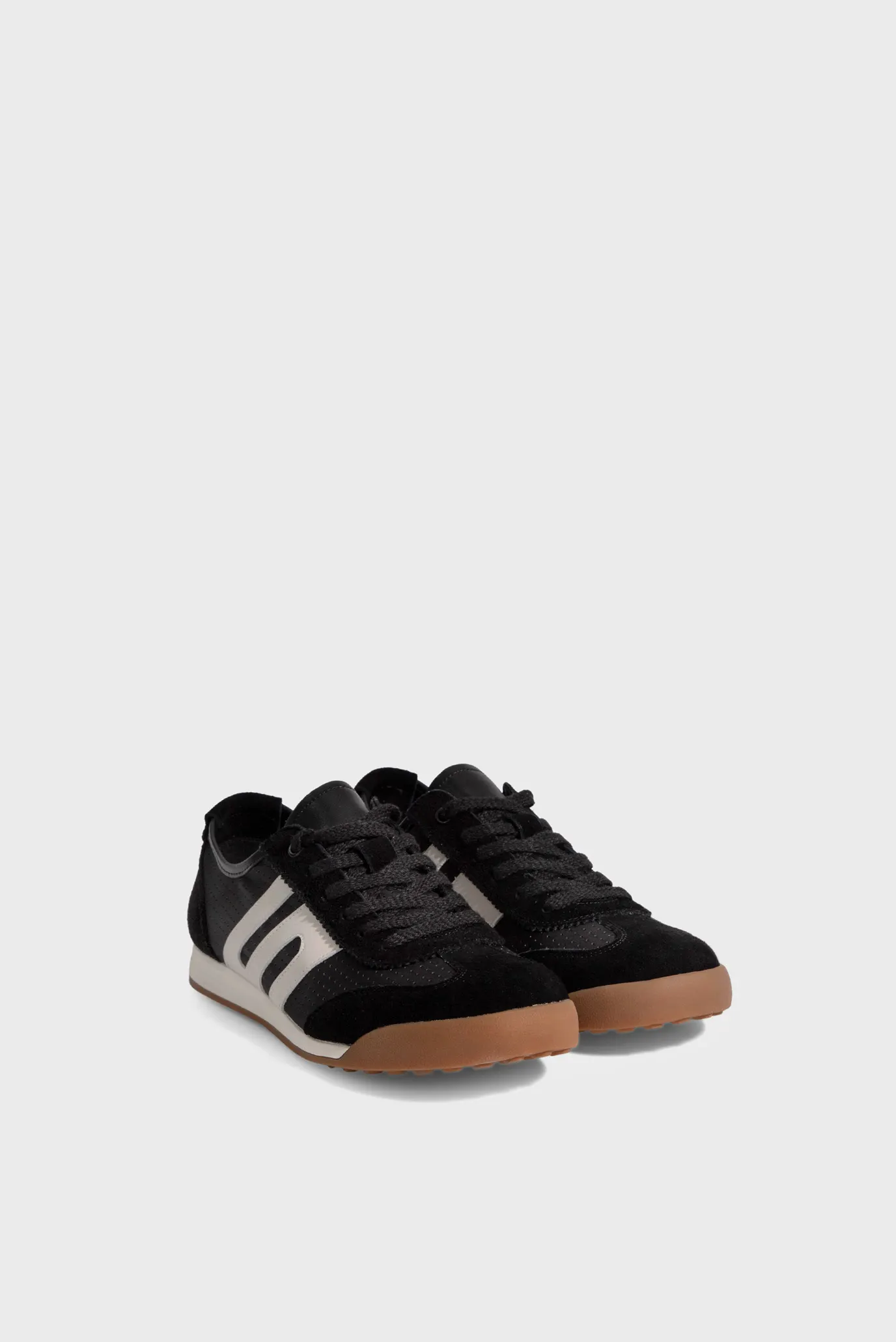 Мужские черные кроссовки 3