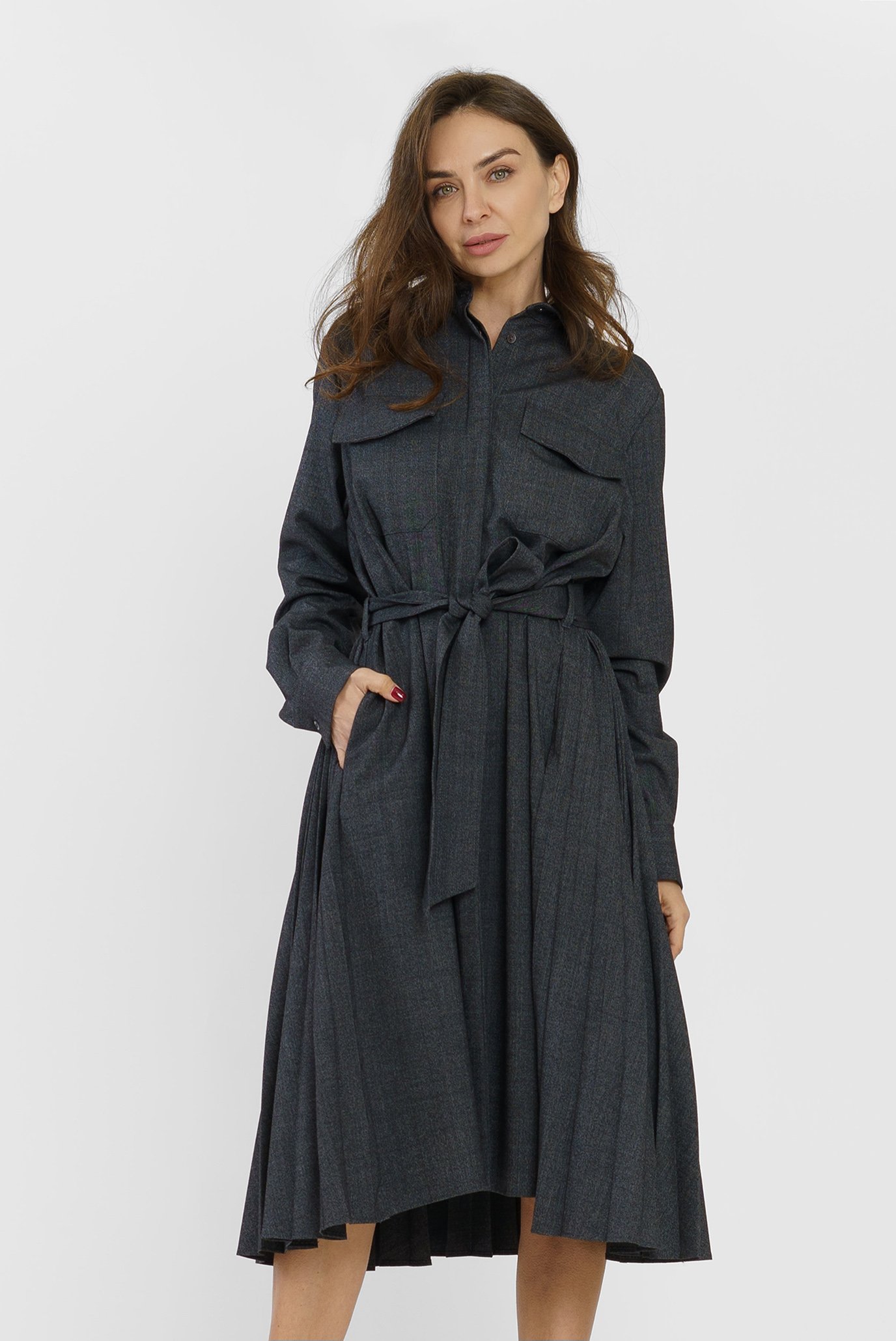 Женское темно-серое платье 1