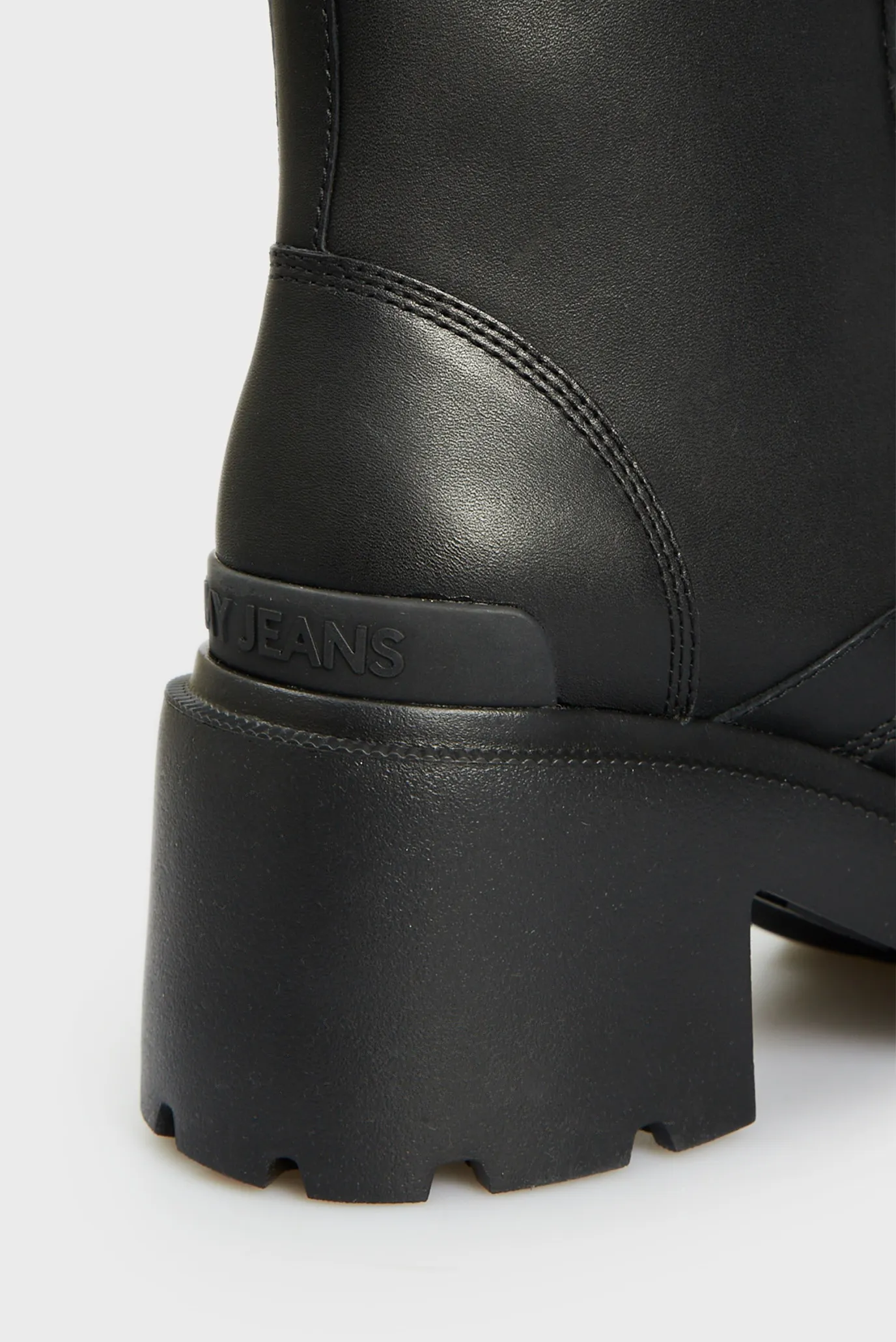 Женские черные кожаные ботильоны TJW MID HEEL BOOT LEATHER 2