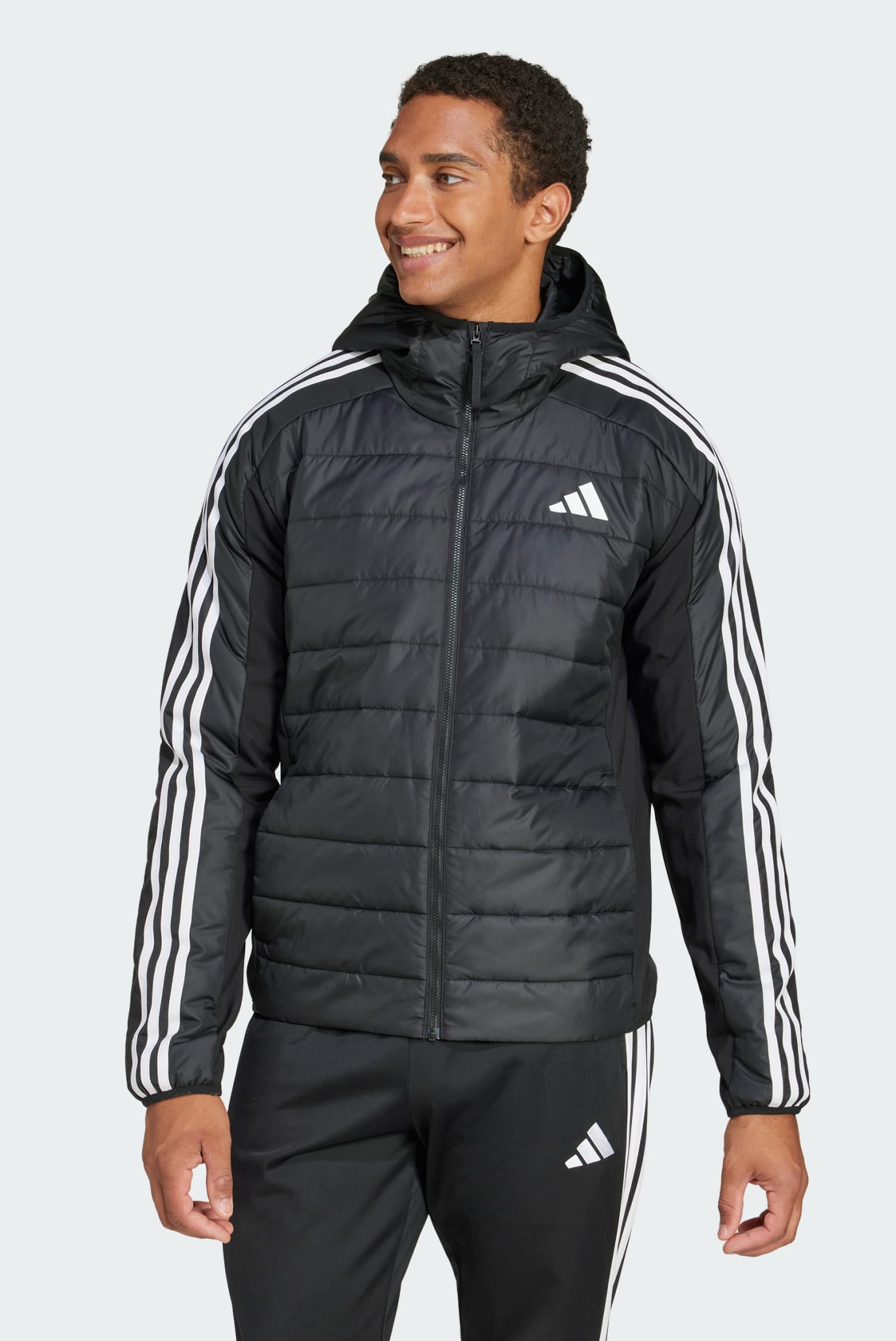 Мужская черная куртка Essentials 3-Stripes Insulation Hybrid 1