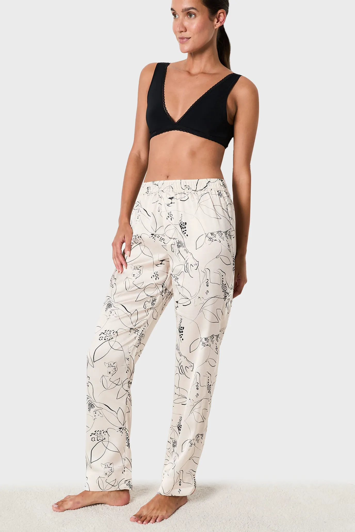 Женские бежевые брюки с узором MAIME 2