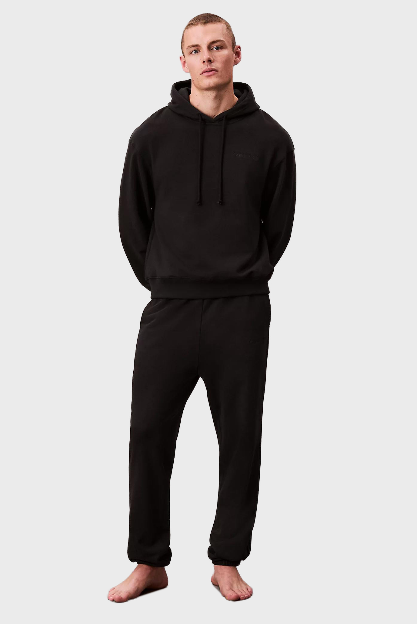 Мужские черные брюки JOGGER Черный L Calvin Klein LV00NM2931 Мужские черные брюки JOGGER Черный L Calvin Klein LV00NM2931