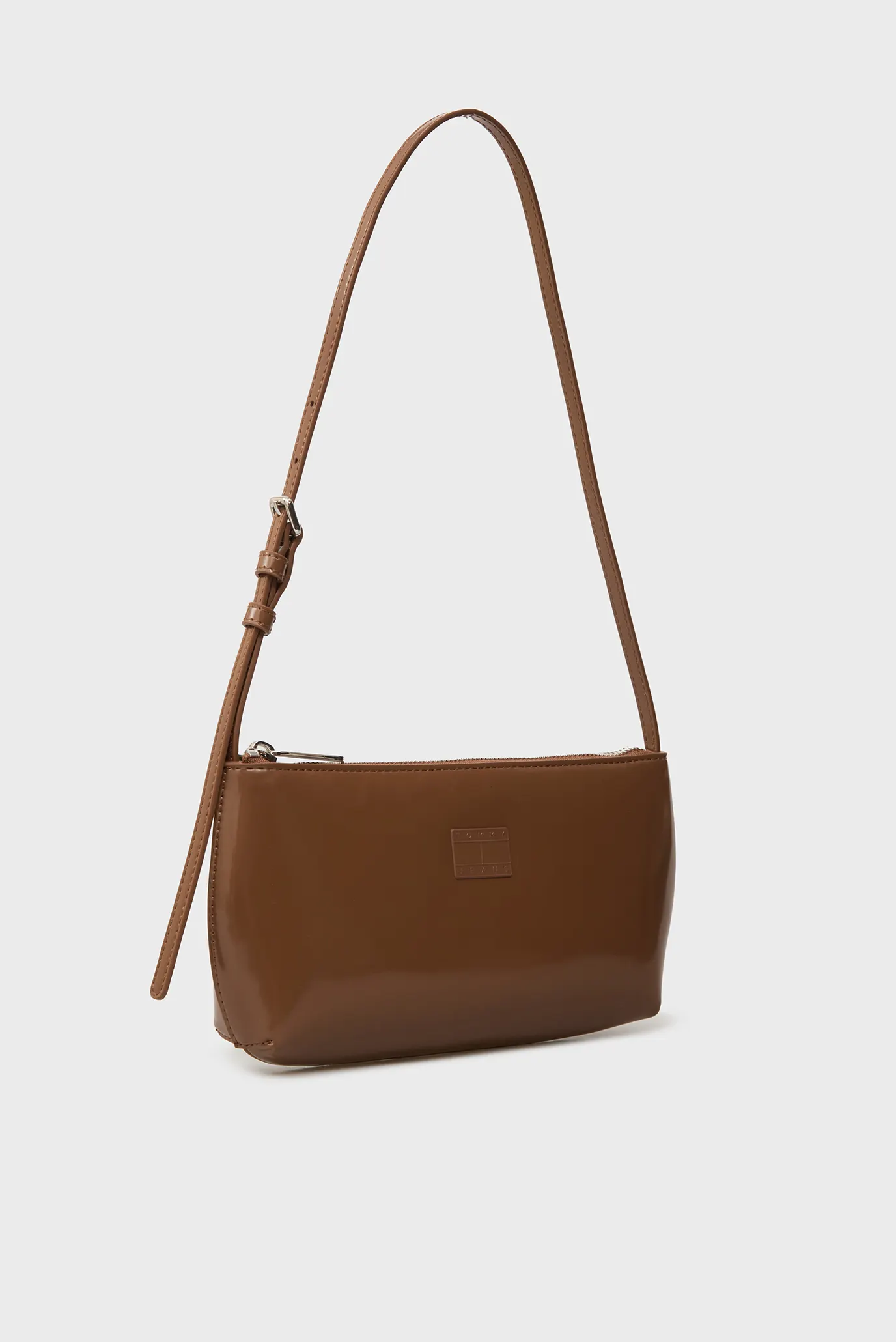 Женская коричневая сумка MUST SHOULDER 3