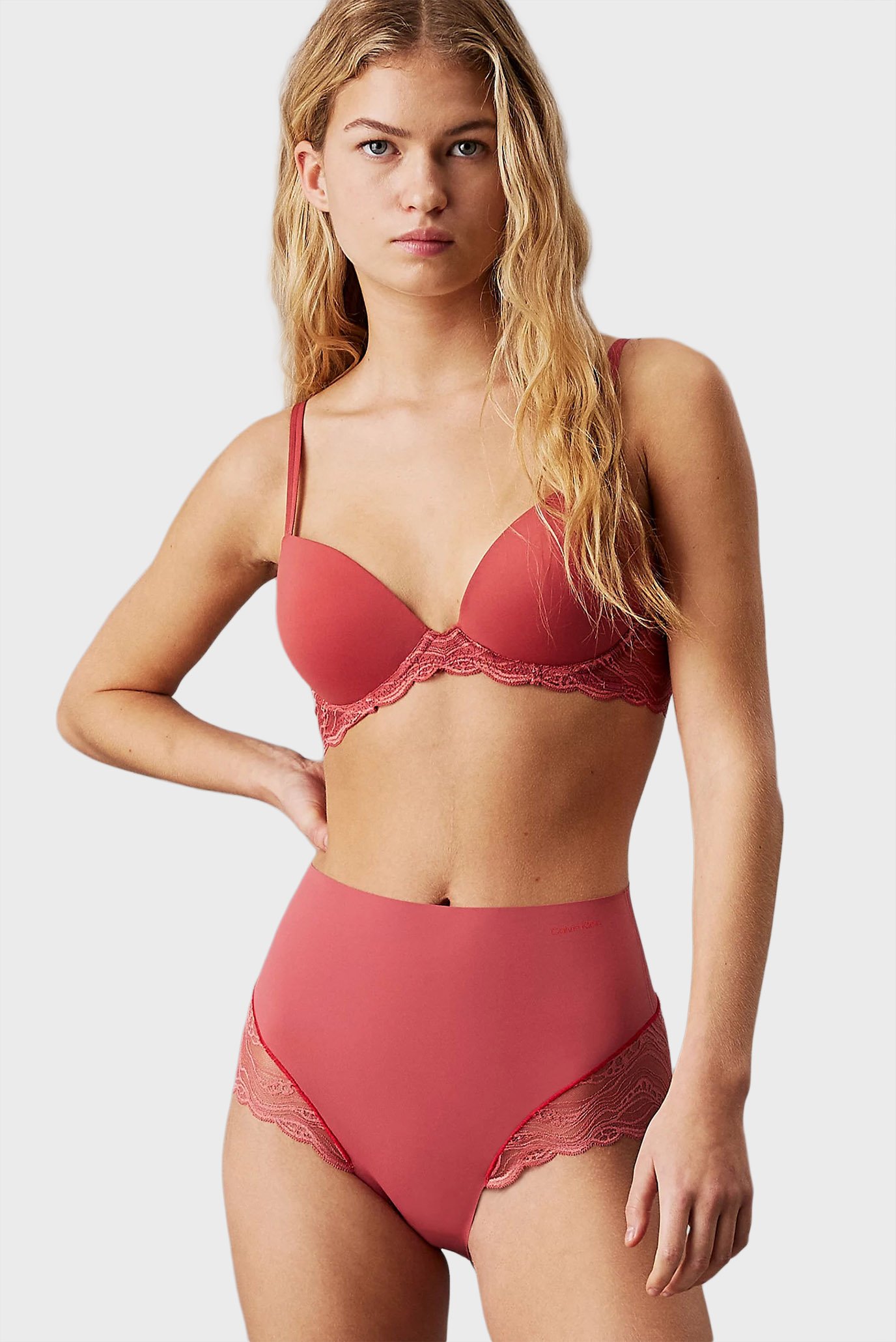 Женский терракотовый бюстгальтер LIFT DEMI Красный 34A Calvin Klein LV00QF8122 Женский терракотовый бюстгальтер LIFT DEMI Красный 34A Calvin Klein LV00QF8122