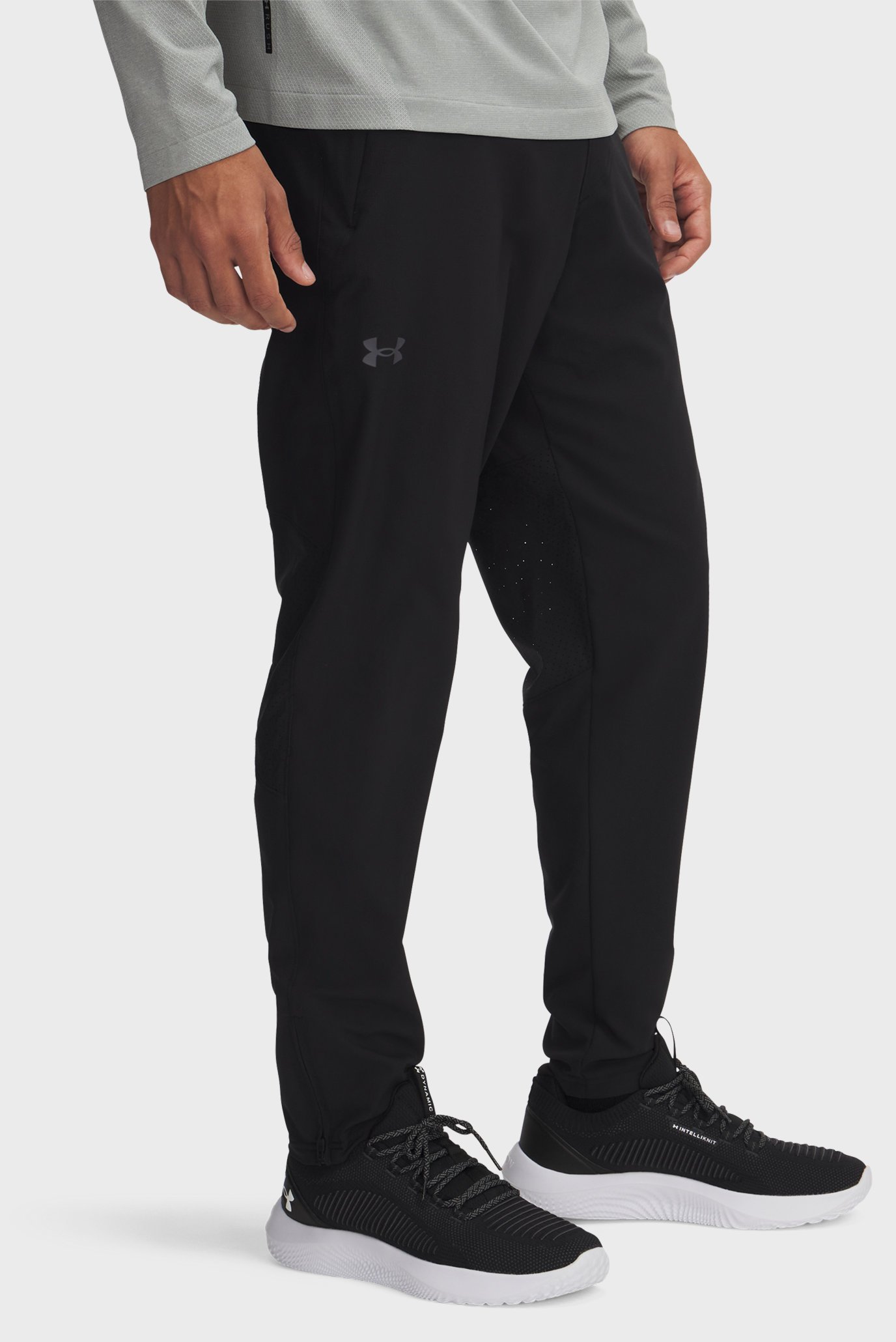 Мужские черные спортивные брюки Vanish Woven Tapered Pants Черный L Under Armour 1390055-001 Мужские черные спортивные брюки Vanish Woven Tapered Pants Черный L Under Armour 1390055-001
