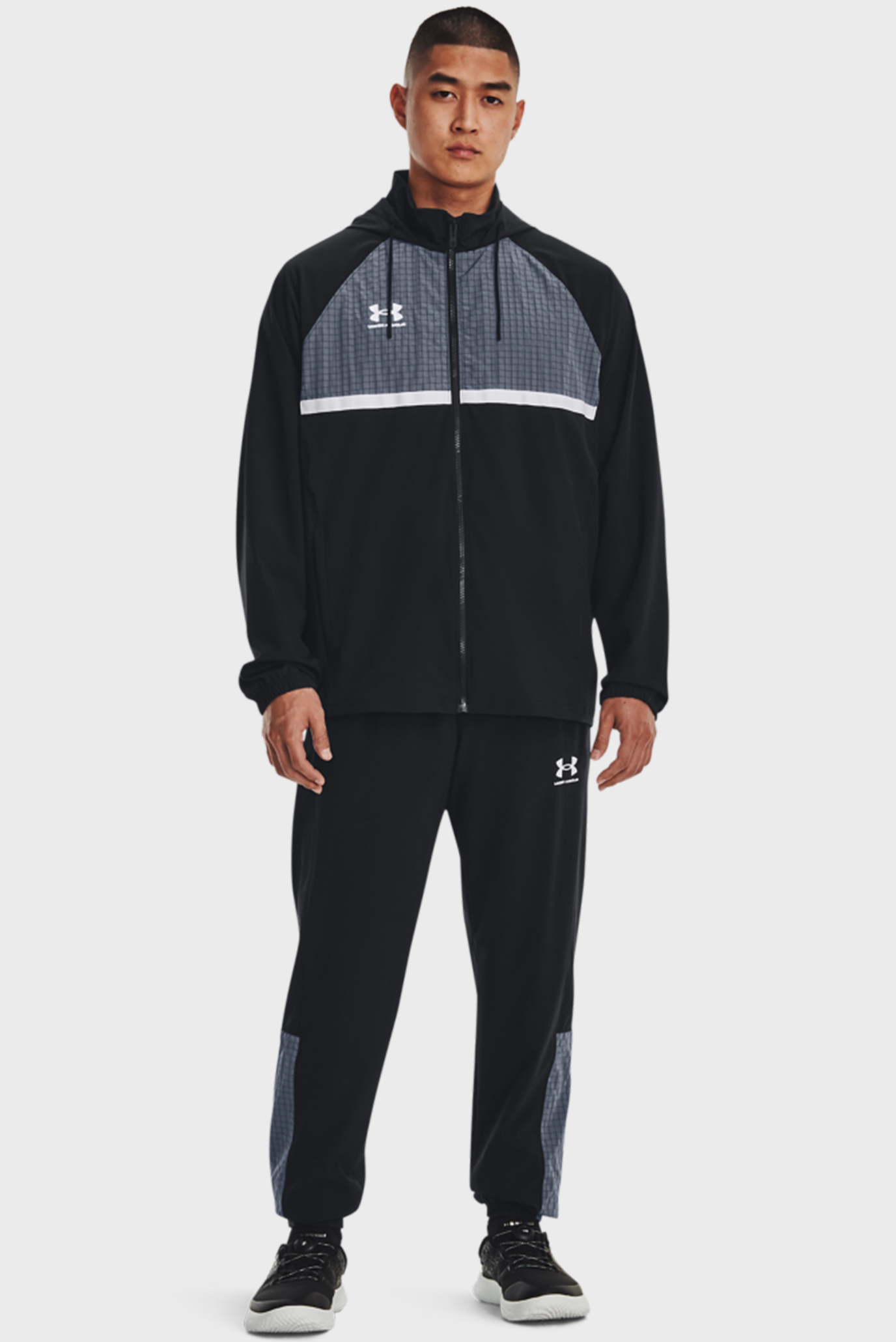 Чорний спортивний костюм (кофта, штани) UA Accelerate Tracksuit 1