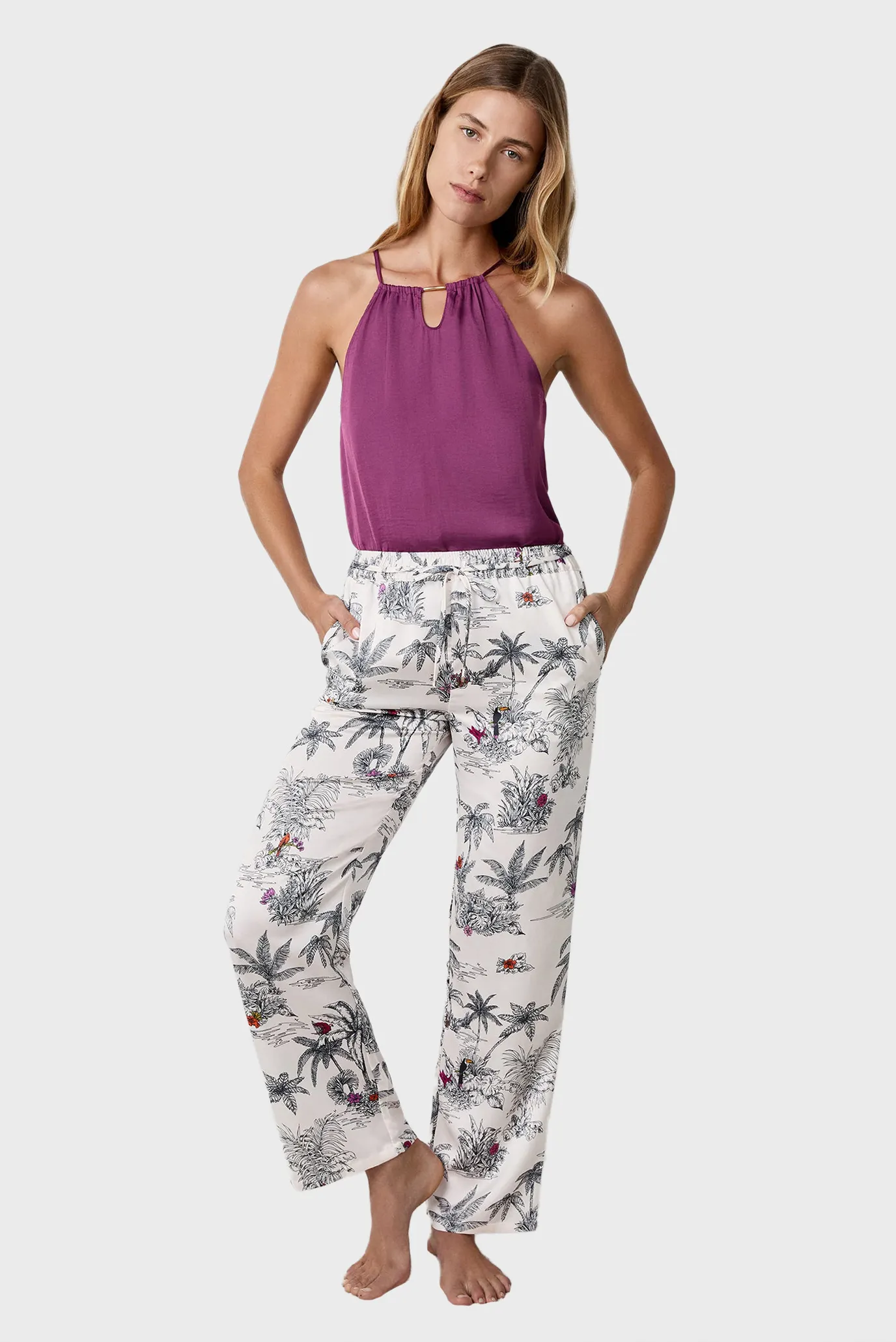 Жіночі білі брюки з візерунком SELVA 5