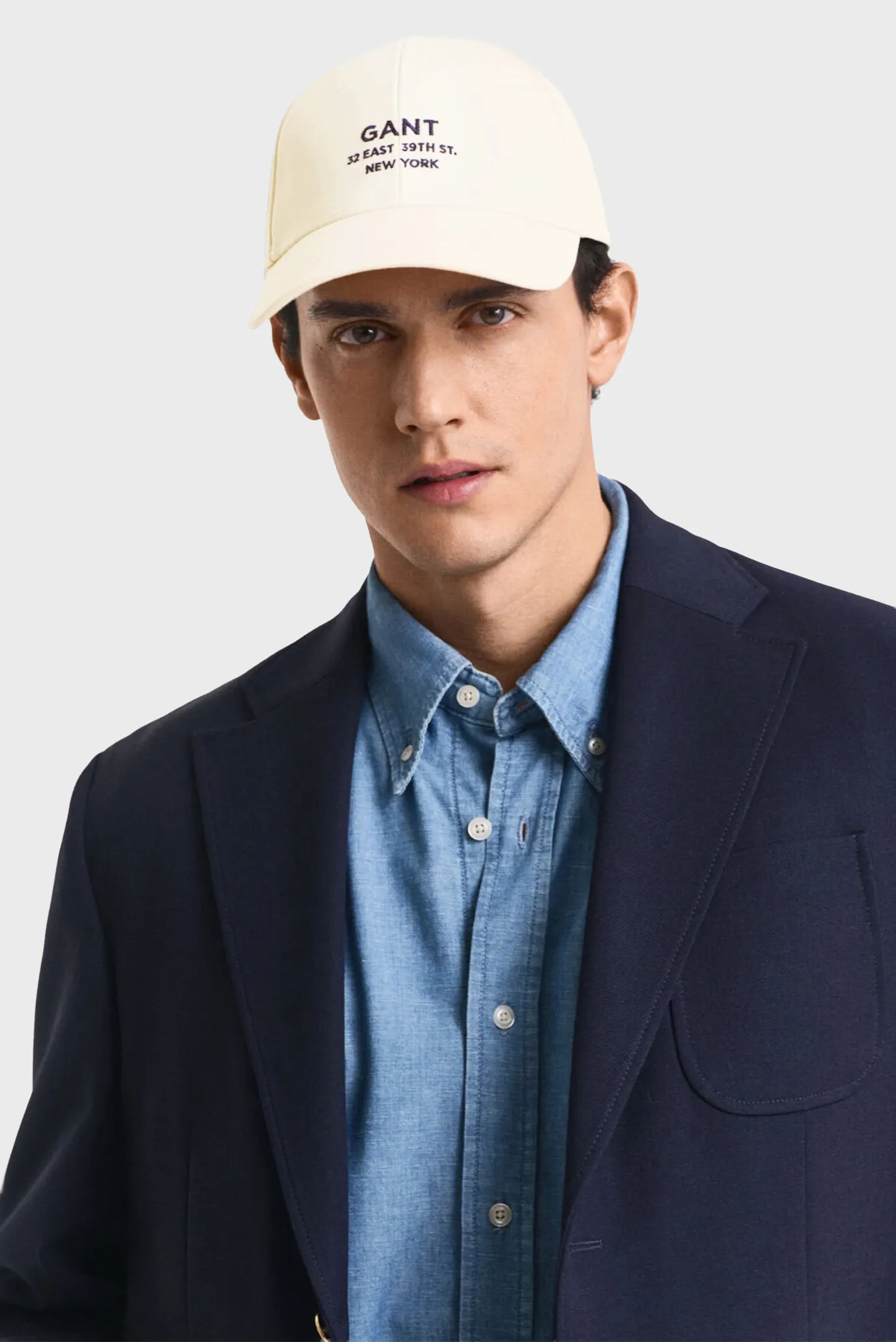 Чоловіча біла кепка GRAPHIC CAP 2