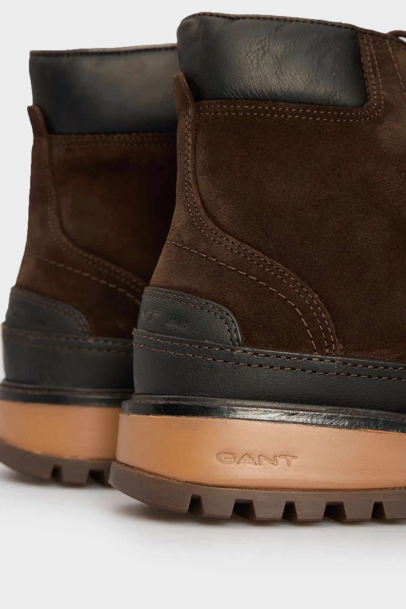 Чоловічі темно-коричневі замшеві черевики Clafton 2